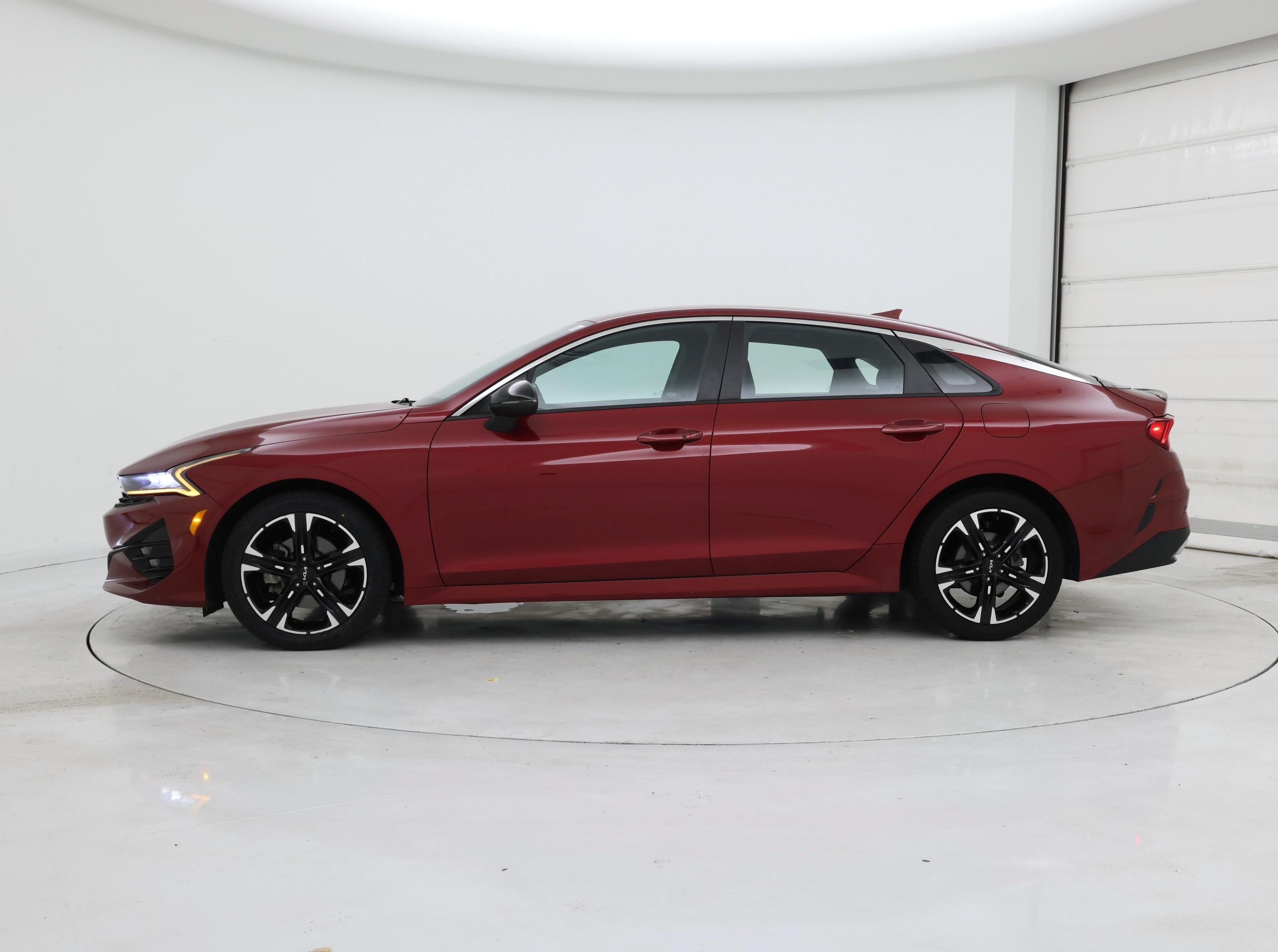 Thumbnail: 2022 Kia K5 - 3