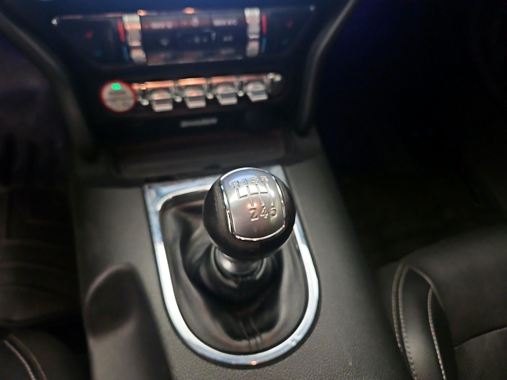 Thumbnail: 2016 Ford Mustang - 17