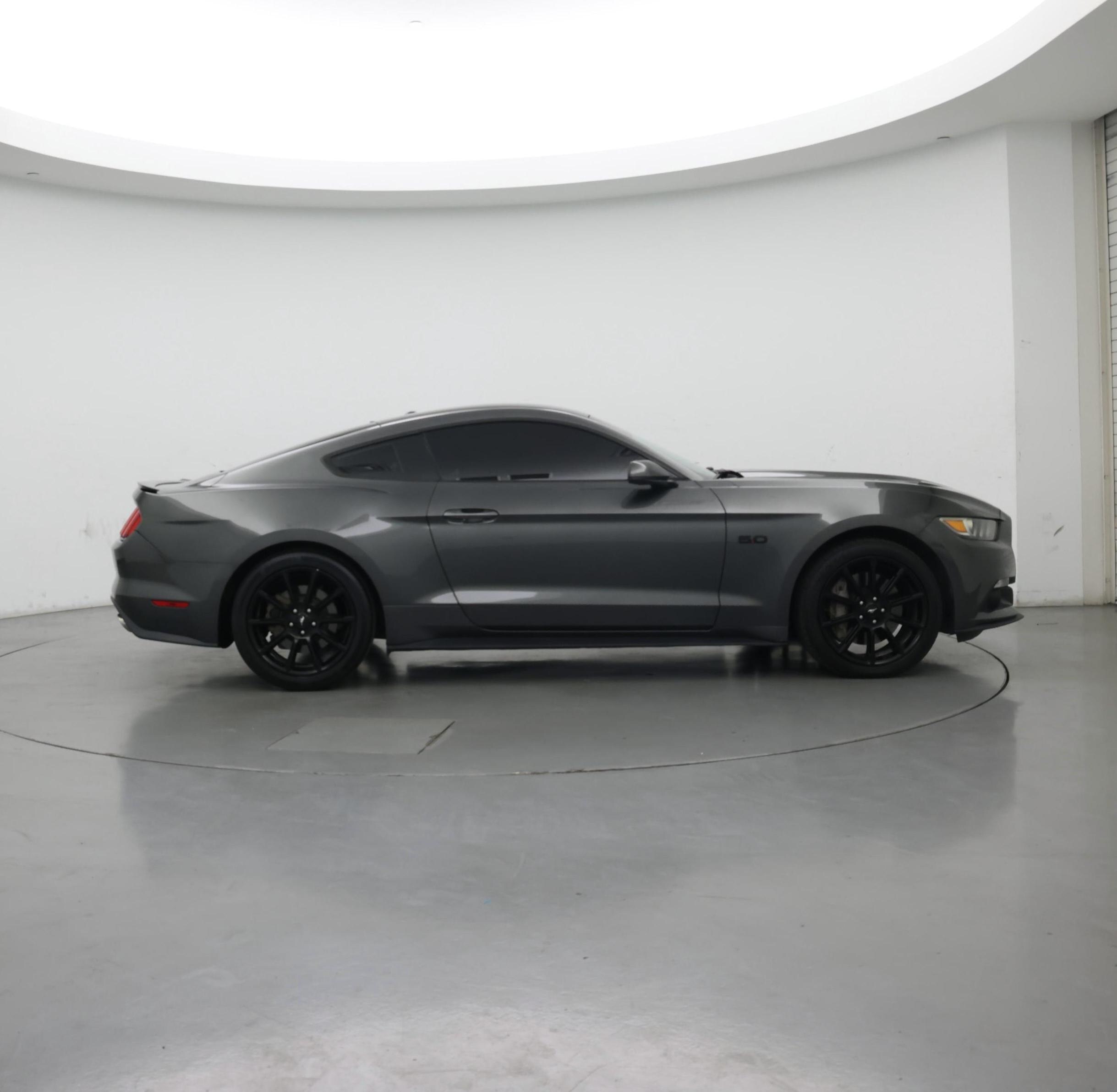 Thumbnail: 2016 Ford Mustang - 7