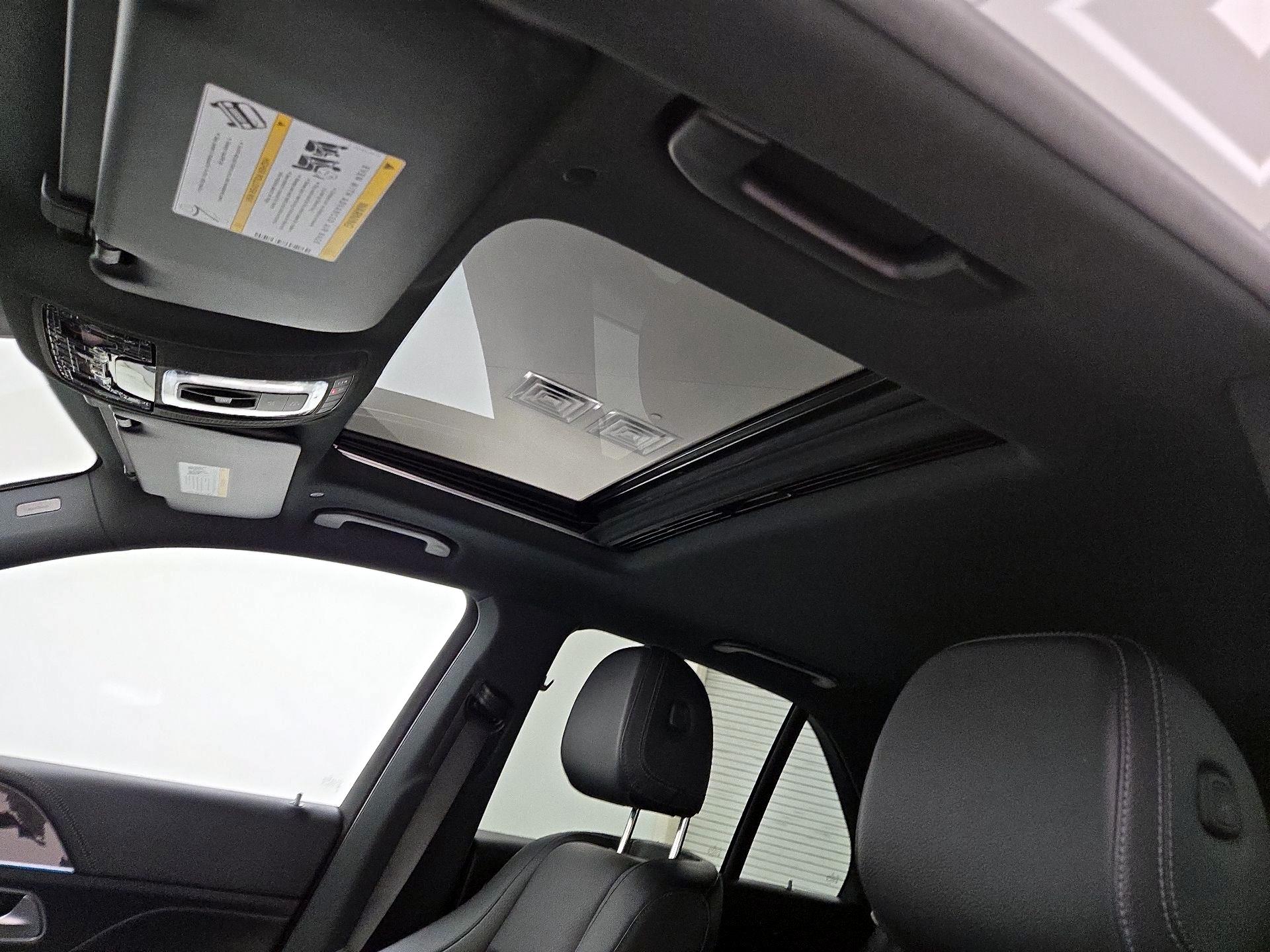 Thumbnail: 2020 Mercedes-Benz GLE - 20