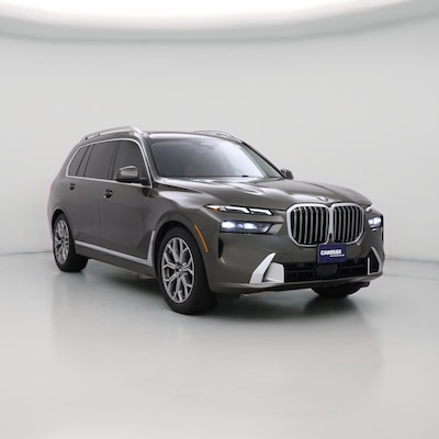 Gray 2024 BMW X7 xDrive40i