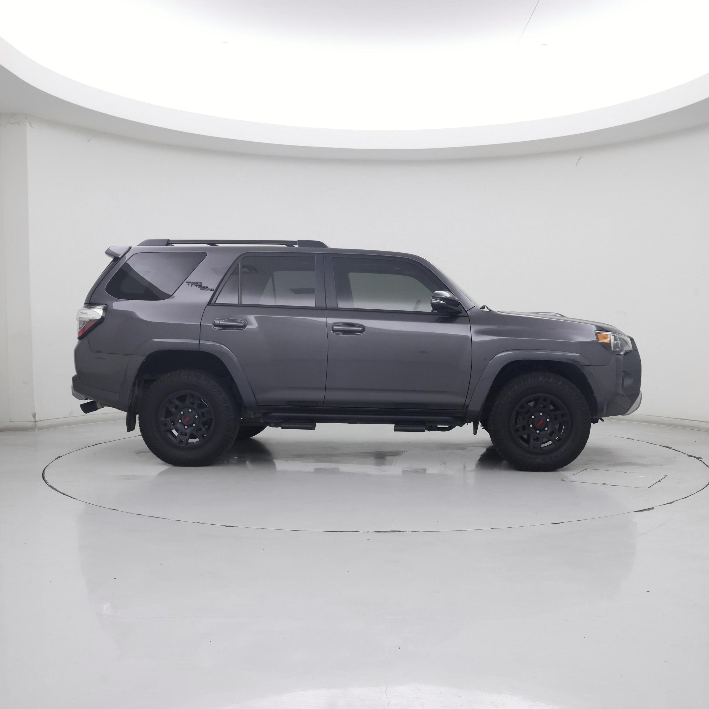 Thumbnail: 2019 Toyota 4Runner - 7