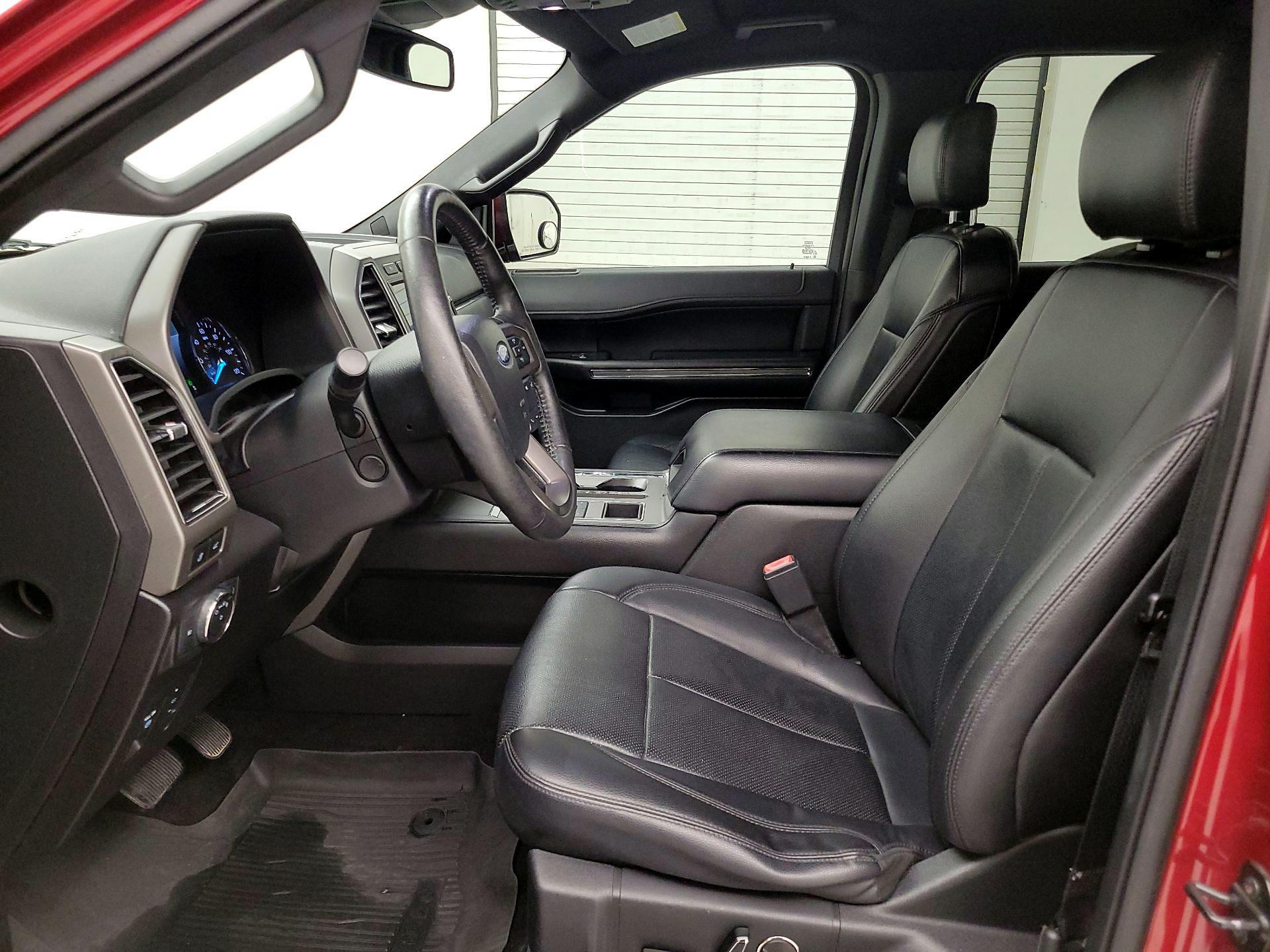 Thumbnail: 2019 Ford Expedition - 11