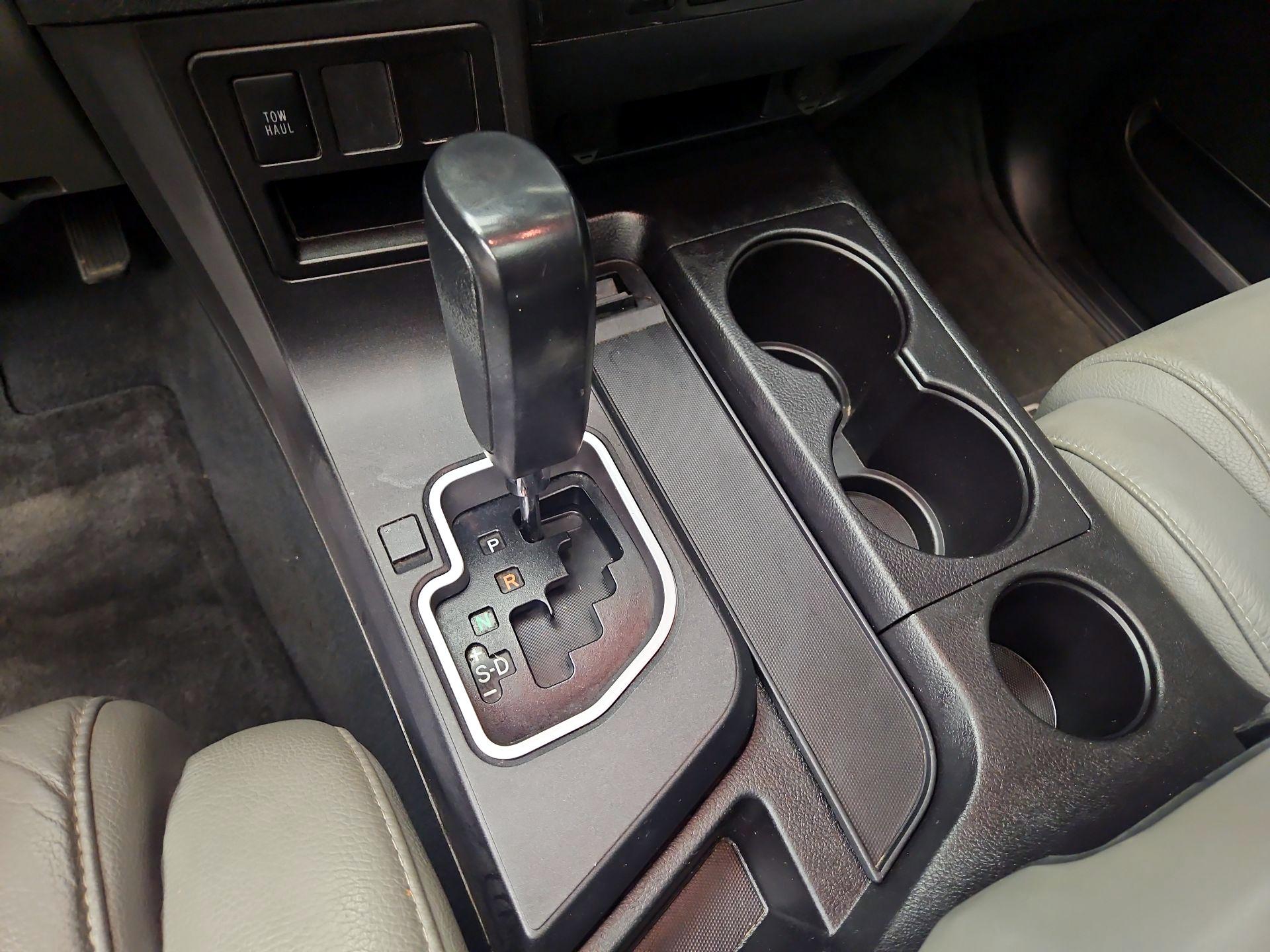Thumbnail: 2019 Toyota Sequoia - 15