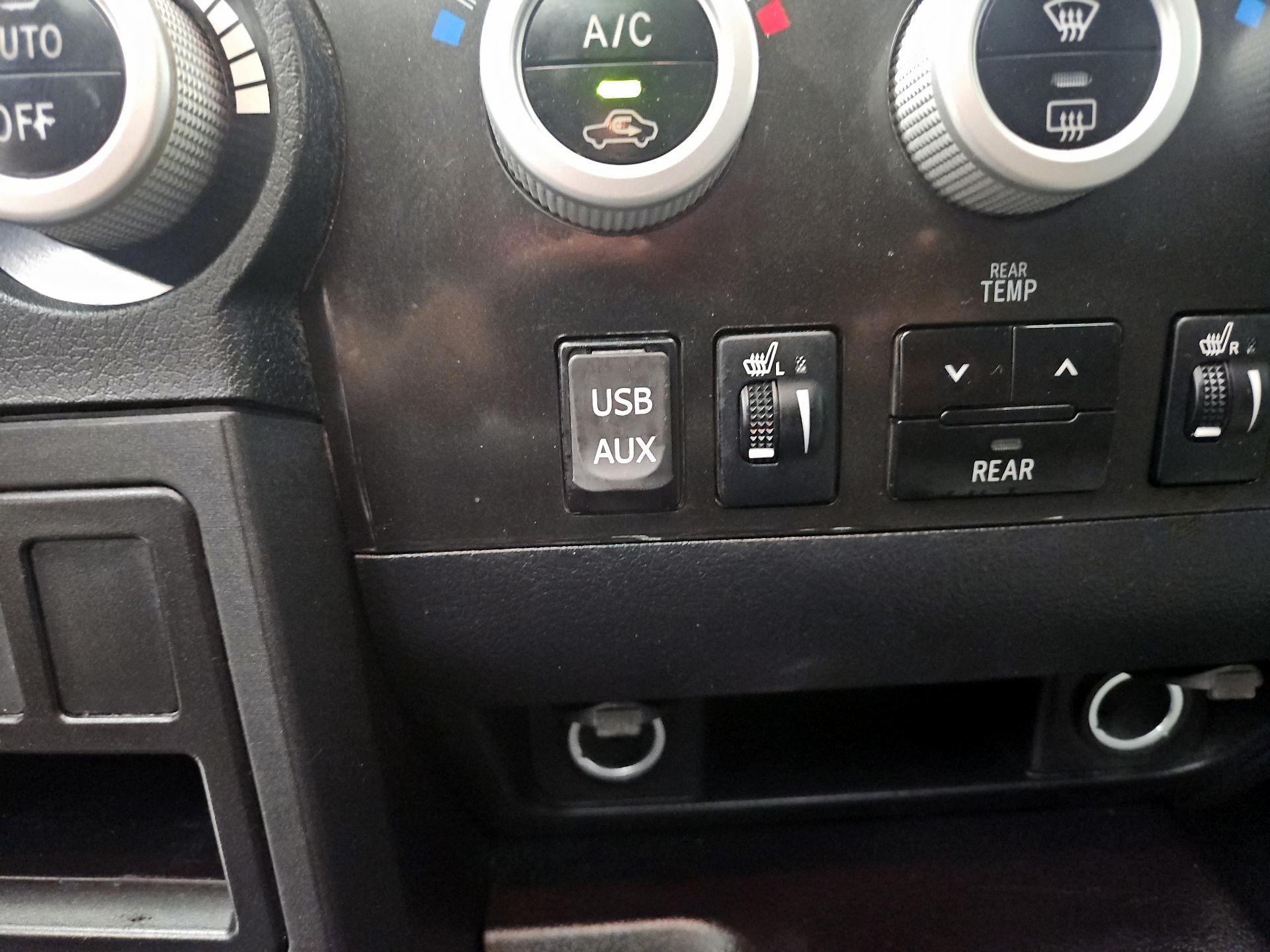 Thumbnail: 2019 Toyota Sequoia - 16