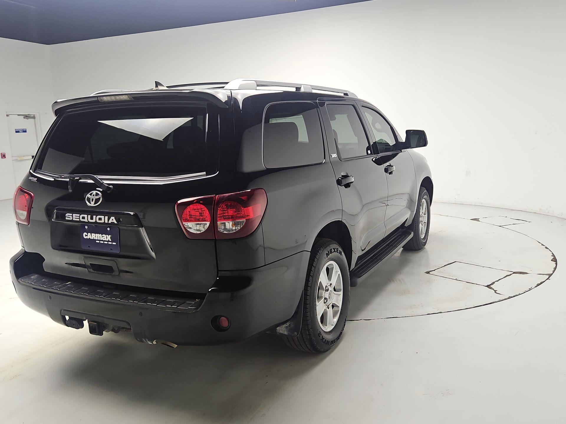 Thumbnail: 2019 Toyota Sequoia - 5