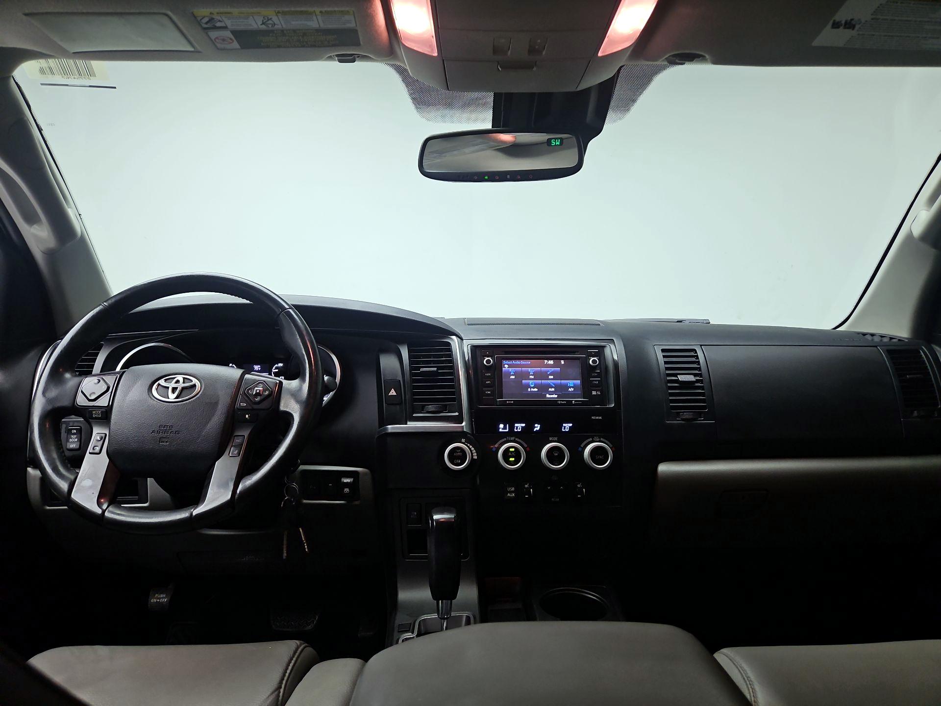 Thumbnail: 2019 Toyota Sequoia - 8