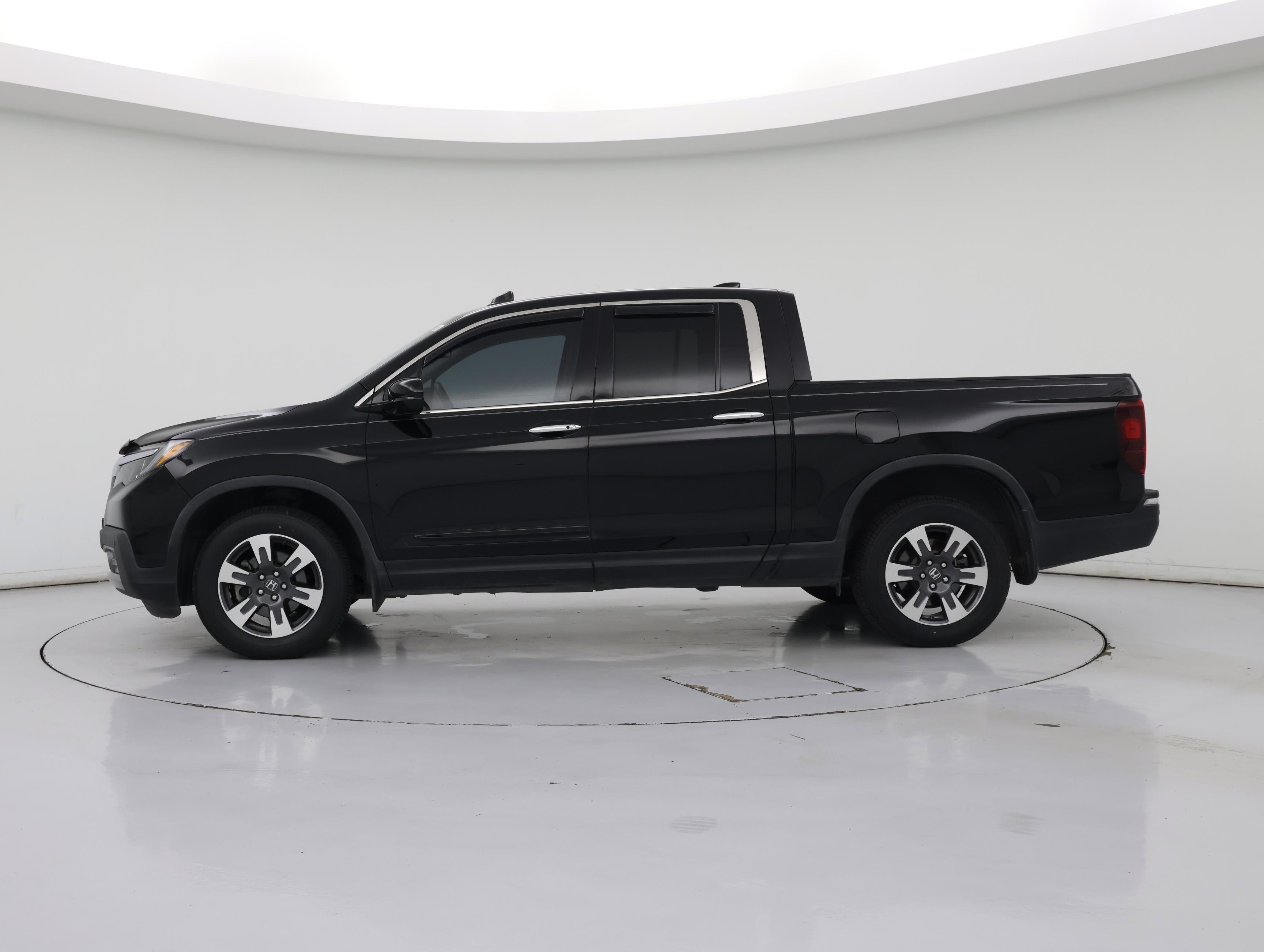 Thumbnail: 2018 Honda Ridgeline - 3
