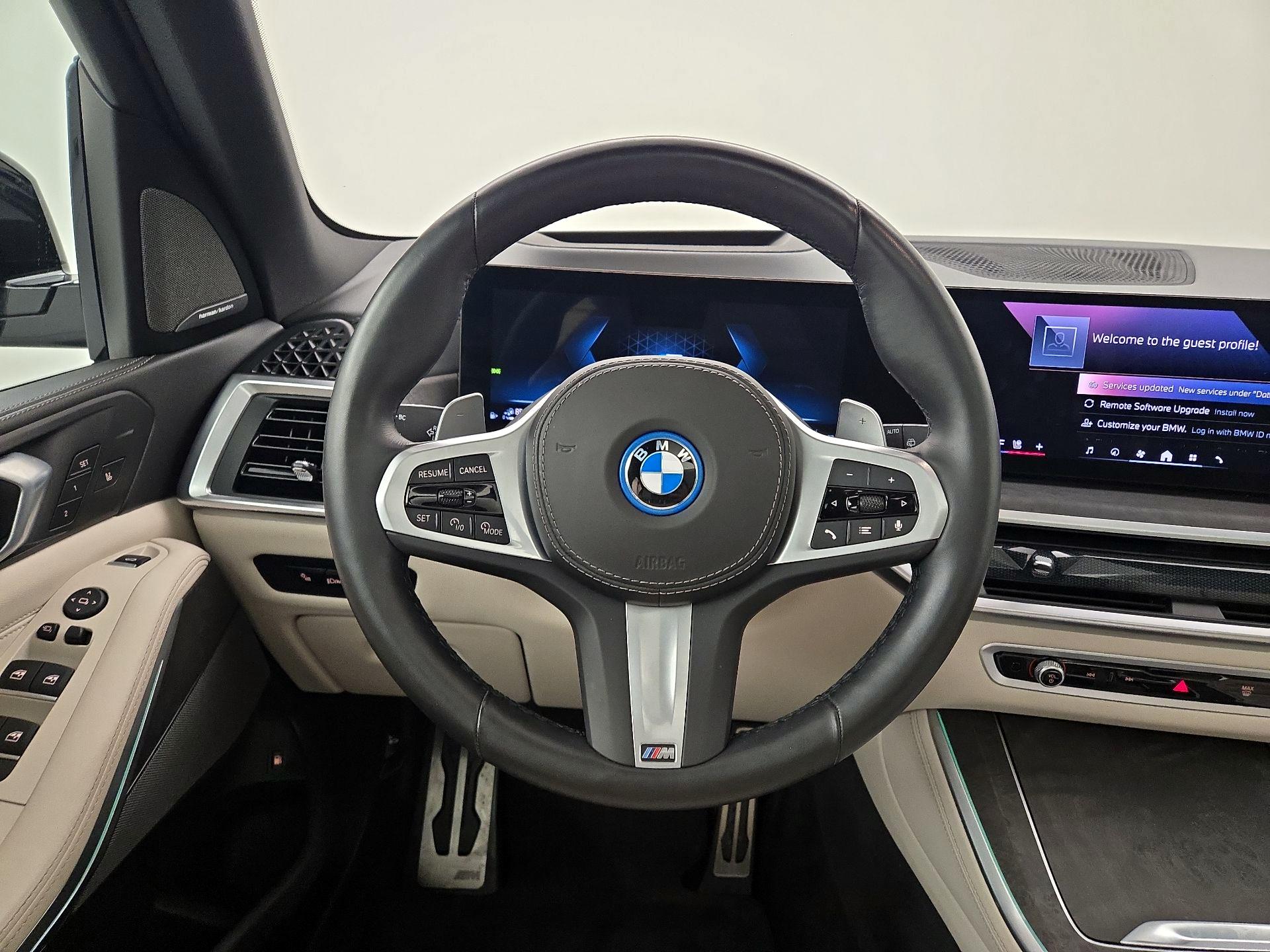 Thumbnail: 2024 BMW X5 - 10