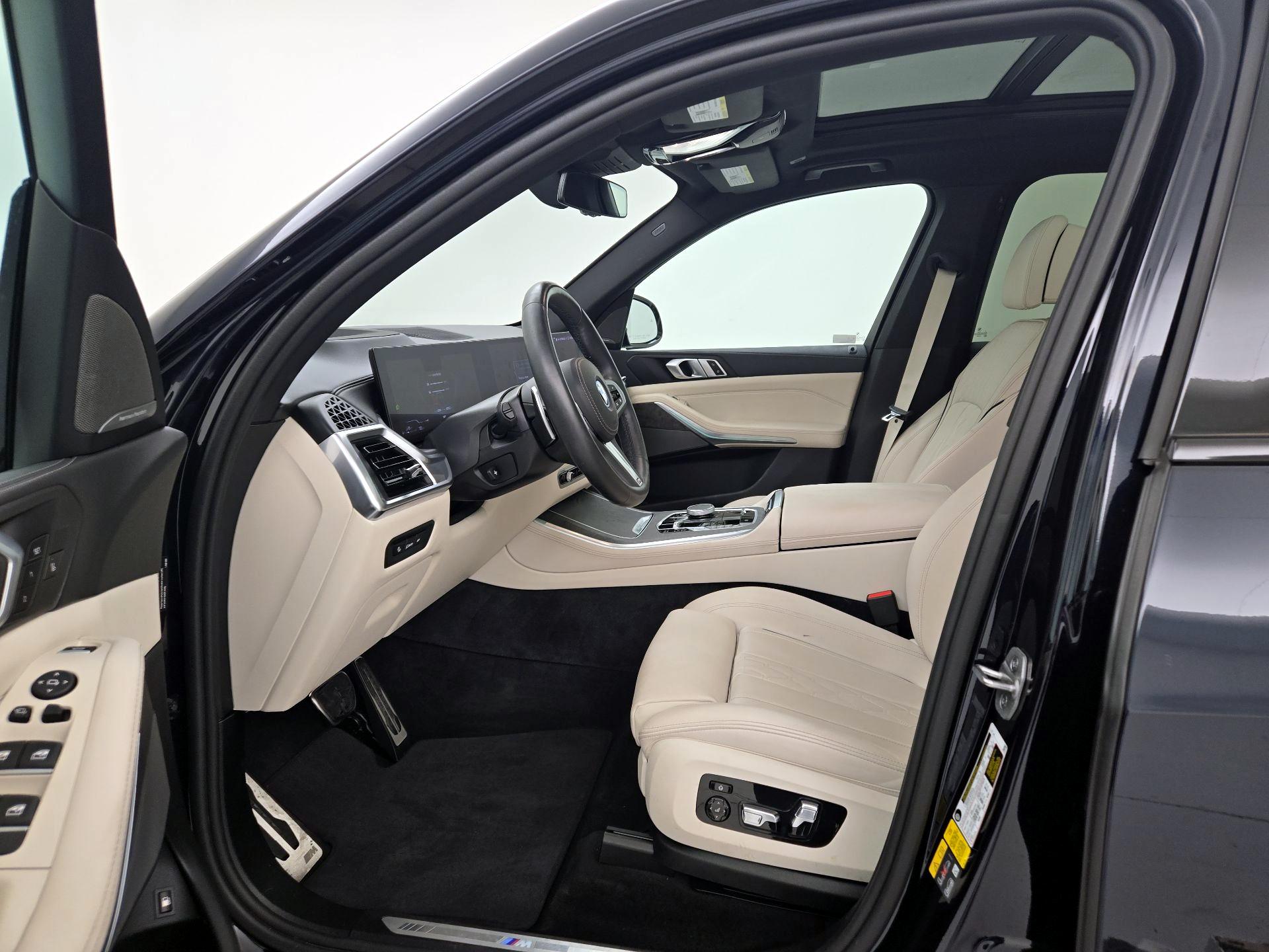 Thumbnail: 2024 BMW X5 - 11