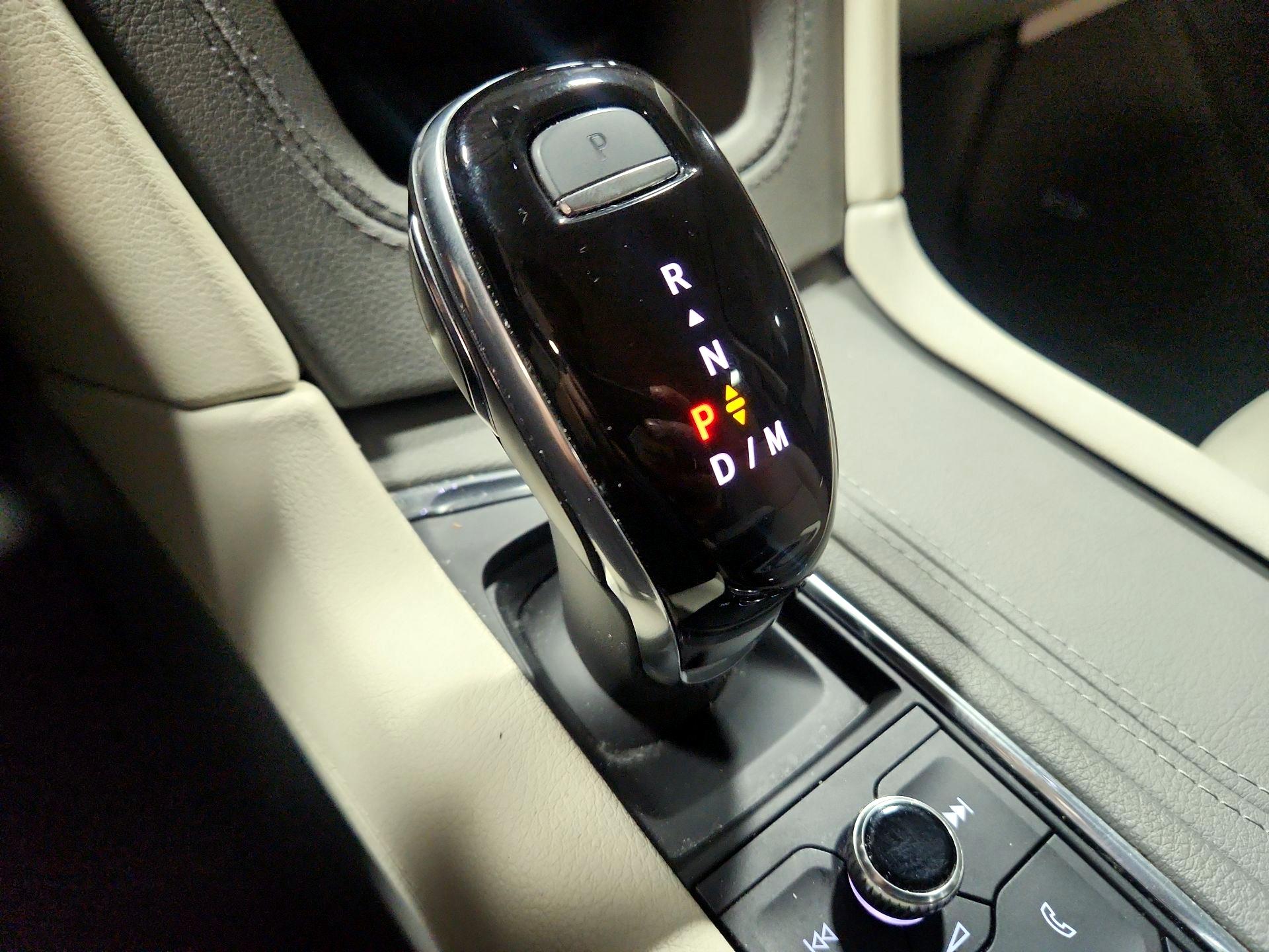 Thumbnail: 2021 Cadillac XT6 - 15
