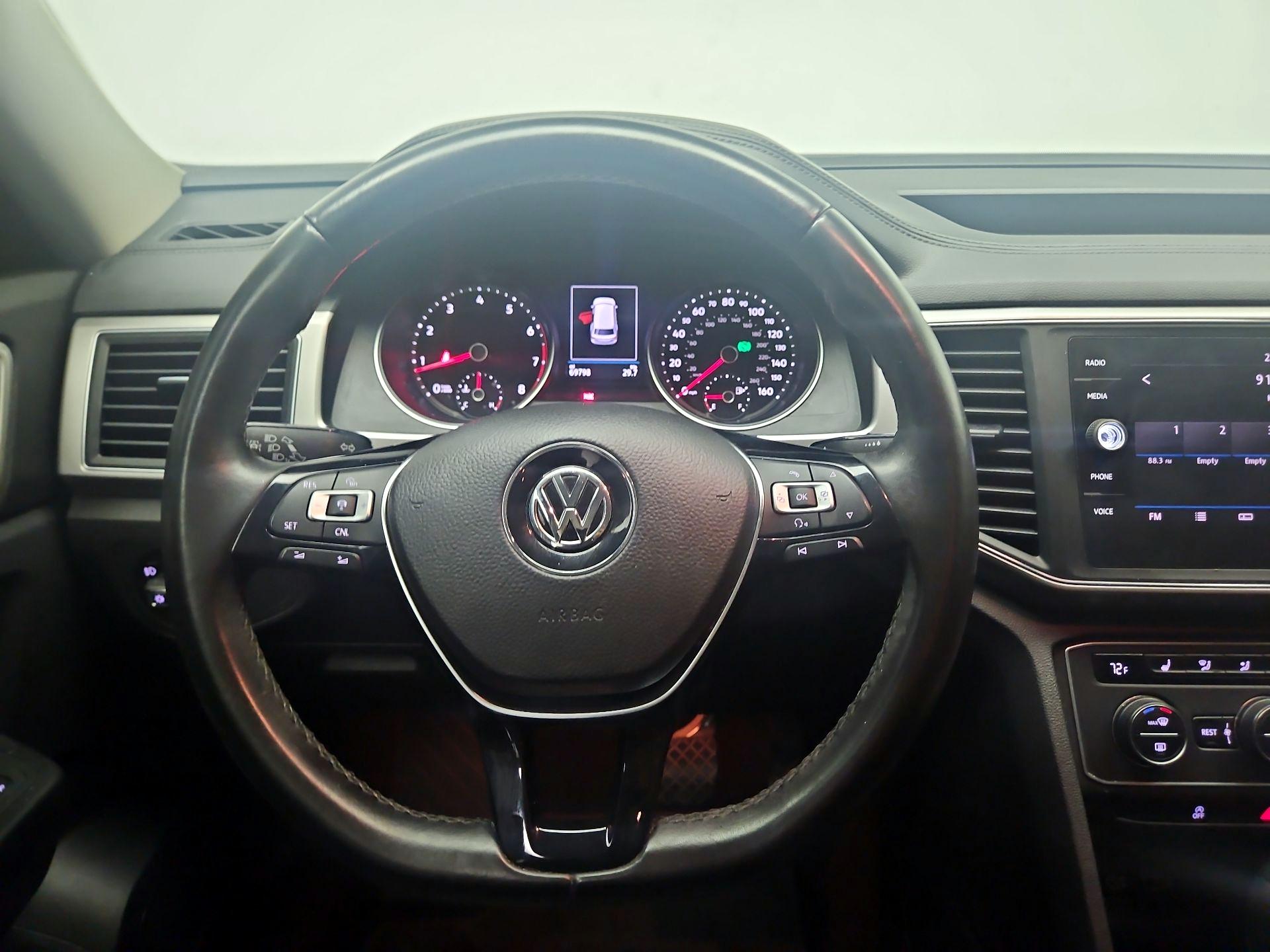 Thumbnail: 2018 Volkswagen Atlas - 10