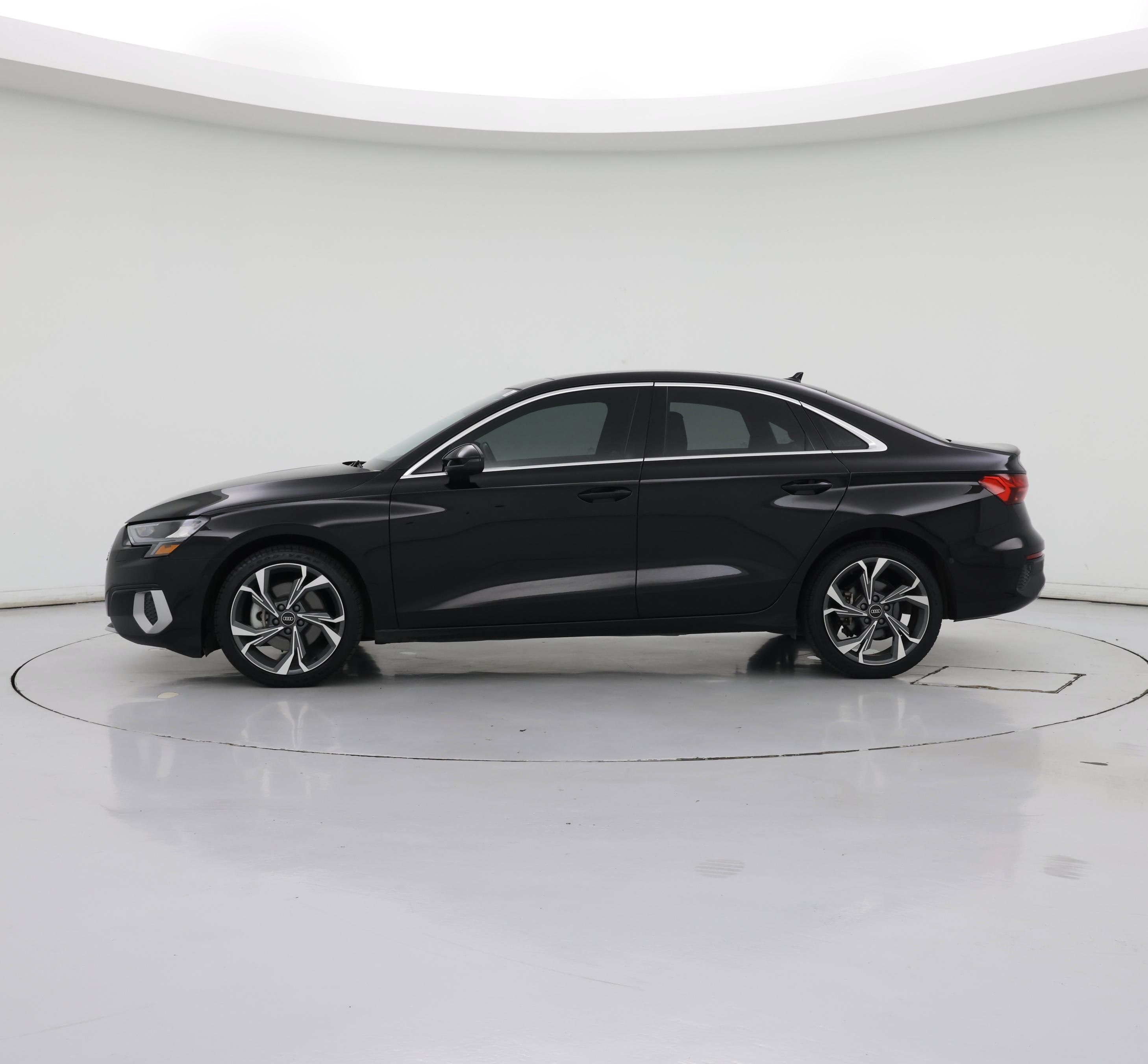 Thumbnail: 2022 Audi A3 - 3