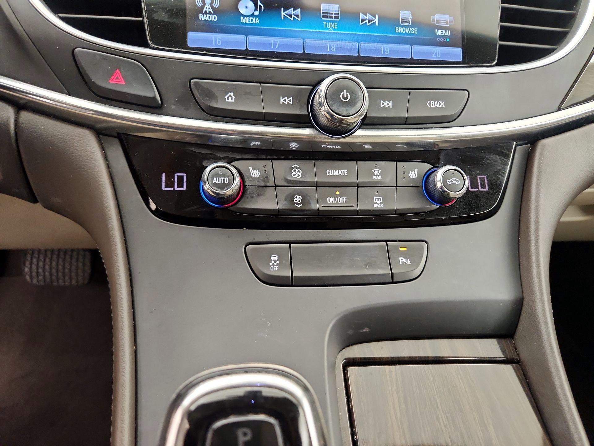 Thumbnail: 2017 Buick LaCrosse - 17