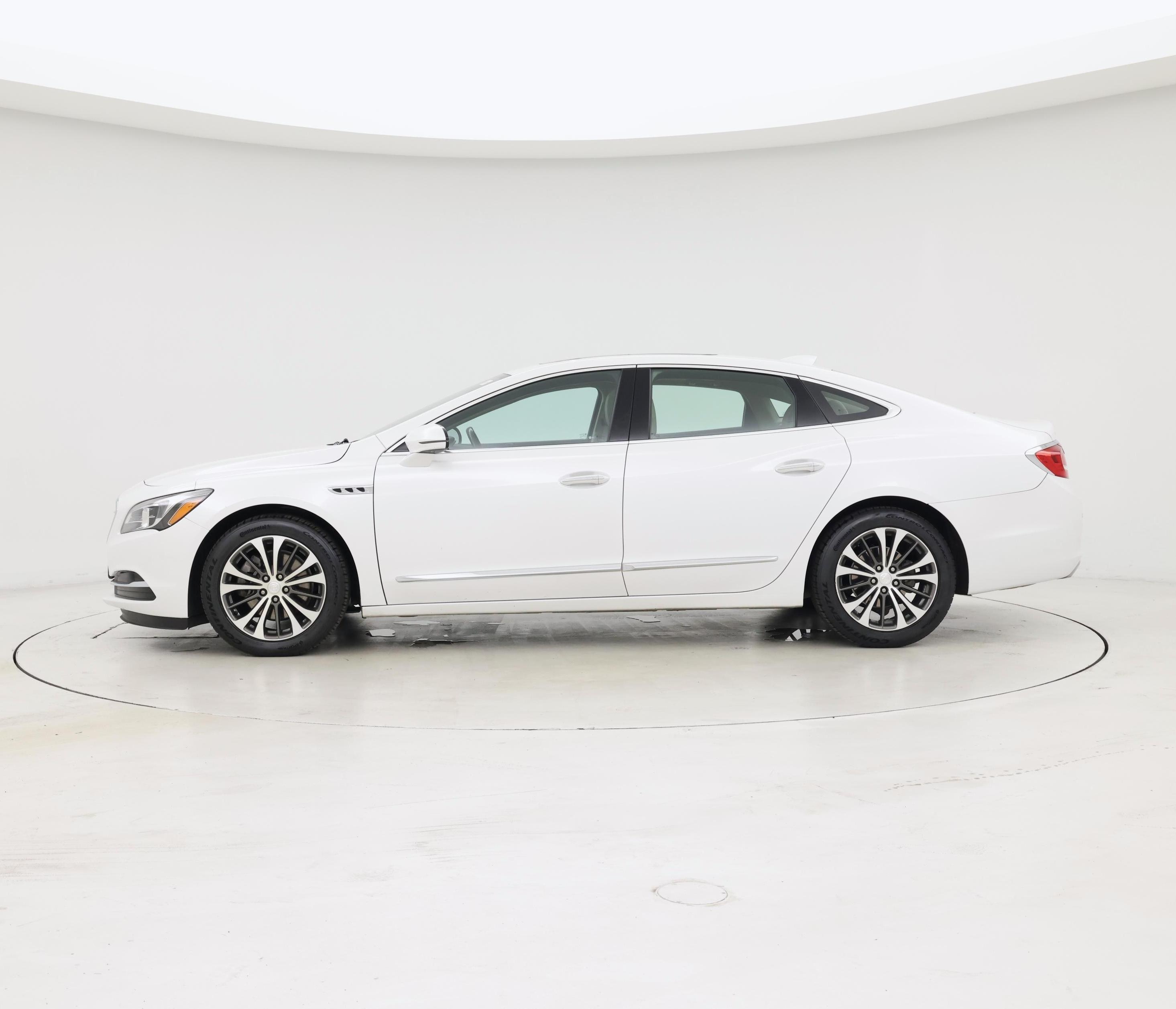 Thumbnail: 2017 Buick LaCrosse - 3
