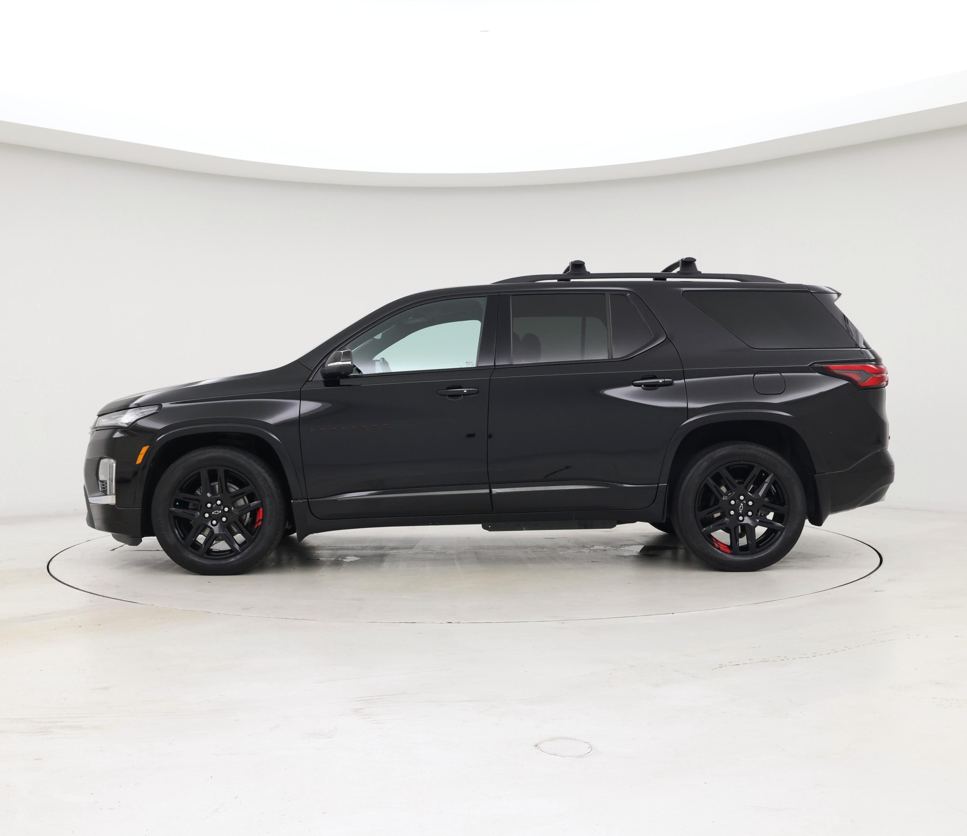 Thumbnail: 2023 Chevrolet Traverse - 3