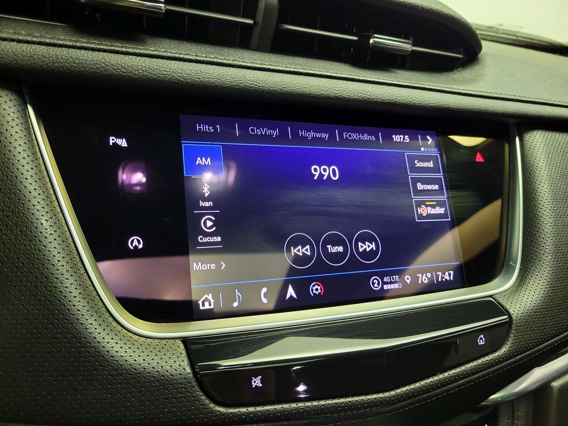 Thumbnail: 2023 Cadillac XT5 - 16