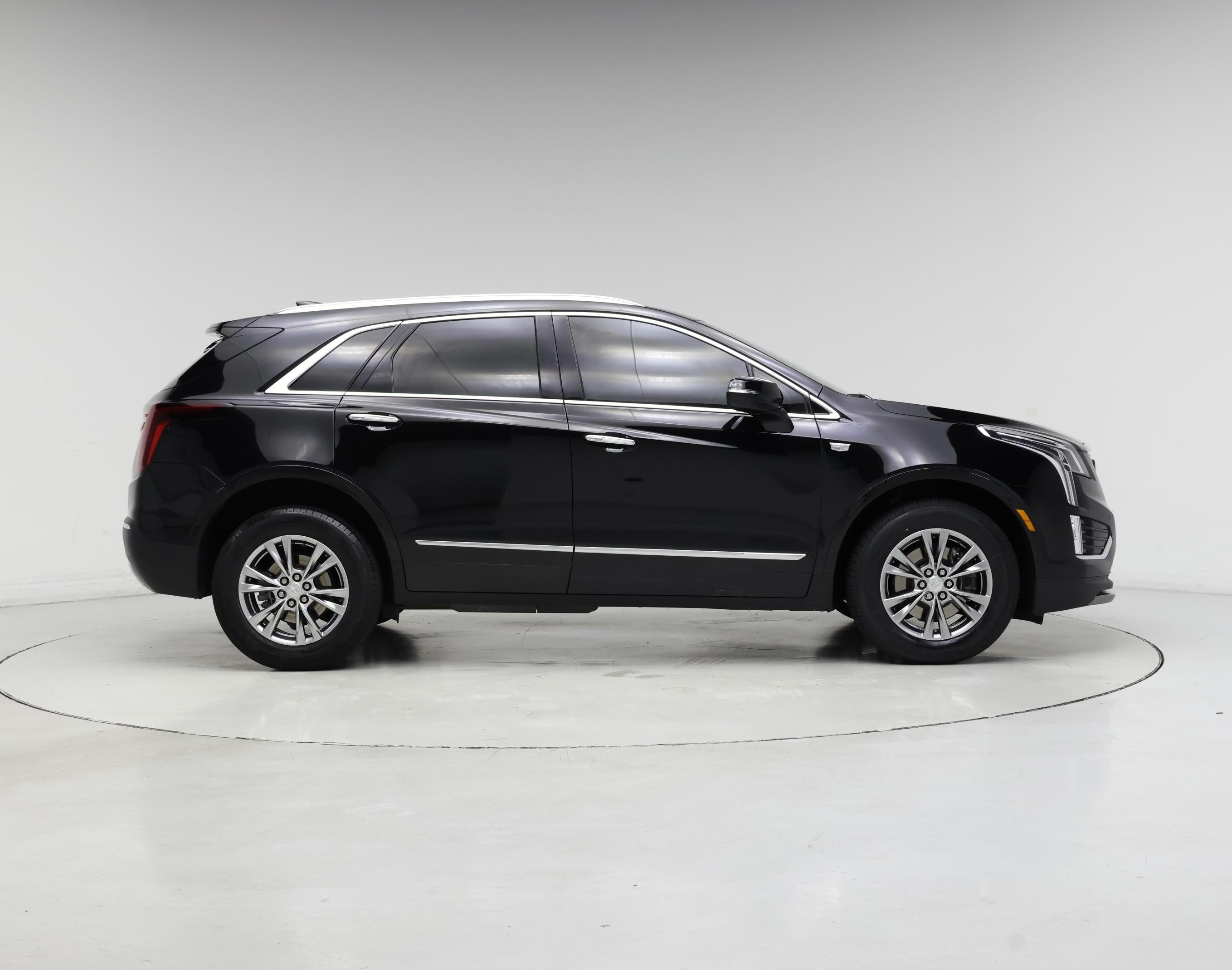 Thumbnail: 2023 Cadillac XT5 - 7