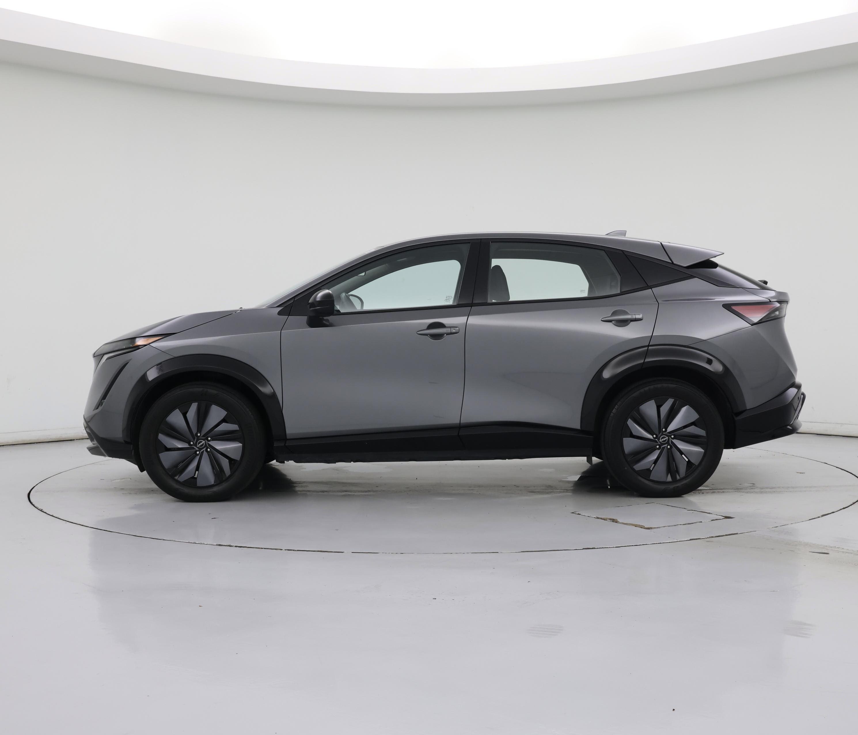 Thumbnail: 2023 Nissan Ariya - 3