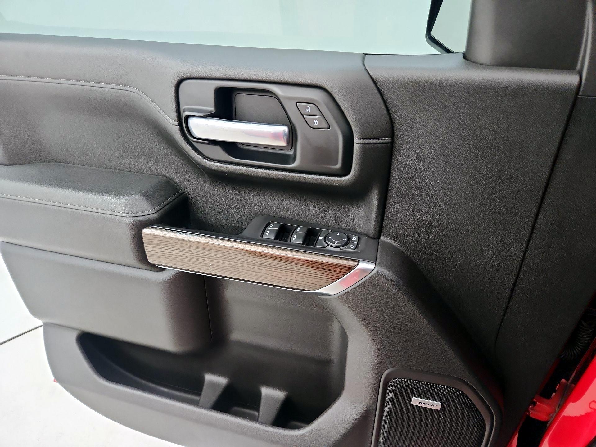 Thumbnail: 2019 Chevrolet Silverado 1500 - 12