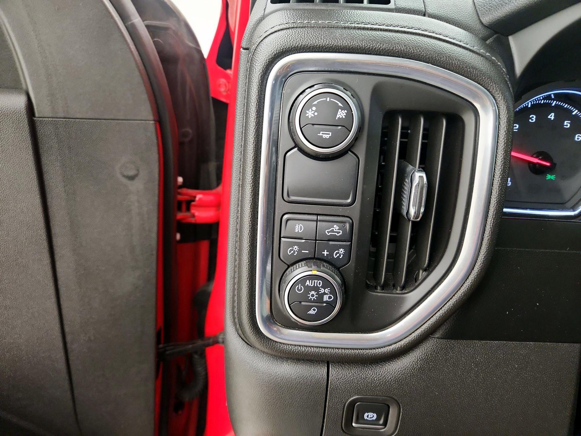 Thumbnail: 2019 Chevrolet Silverado 1500 - 13