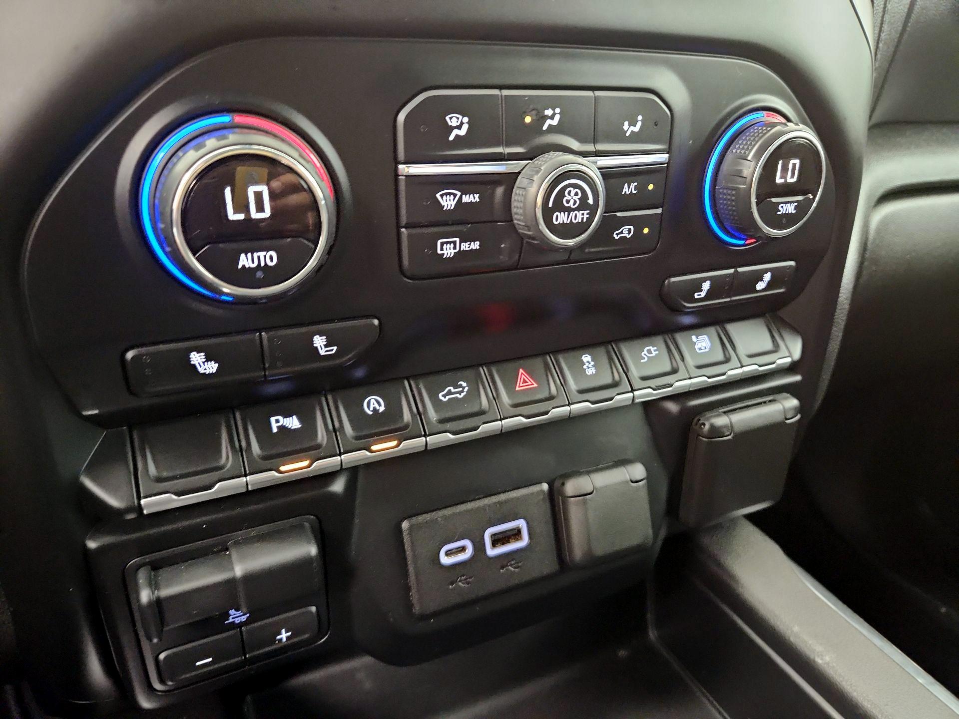 Thumbnail: 2019 Chevrolet Silverado 1500 - 16