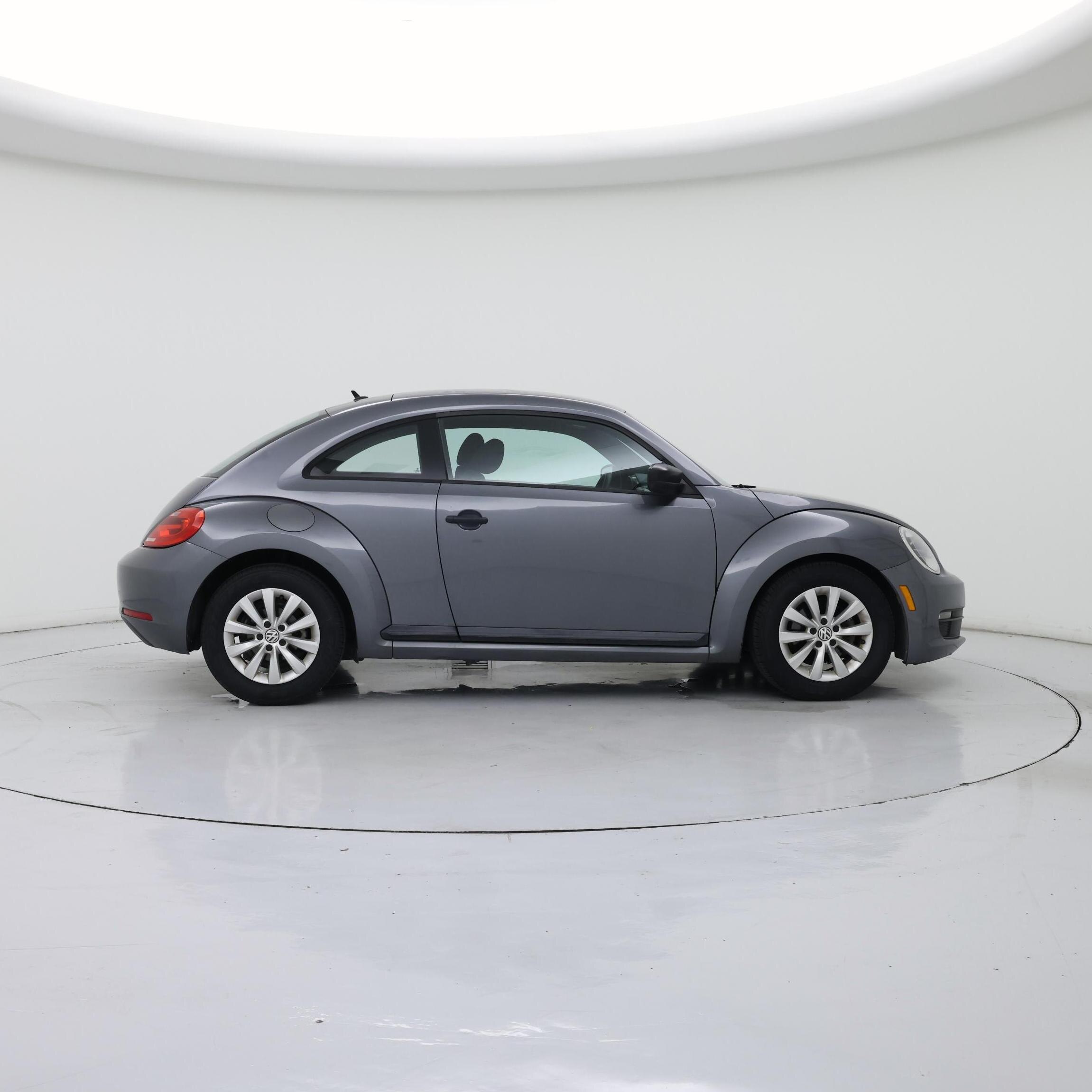 Thumbnail: 2014 Volkswagen Beetle - 7