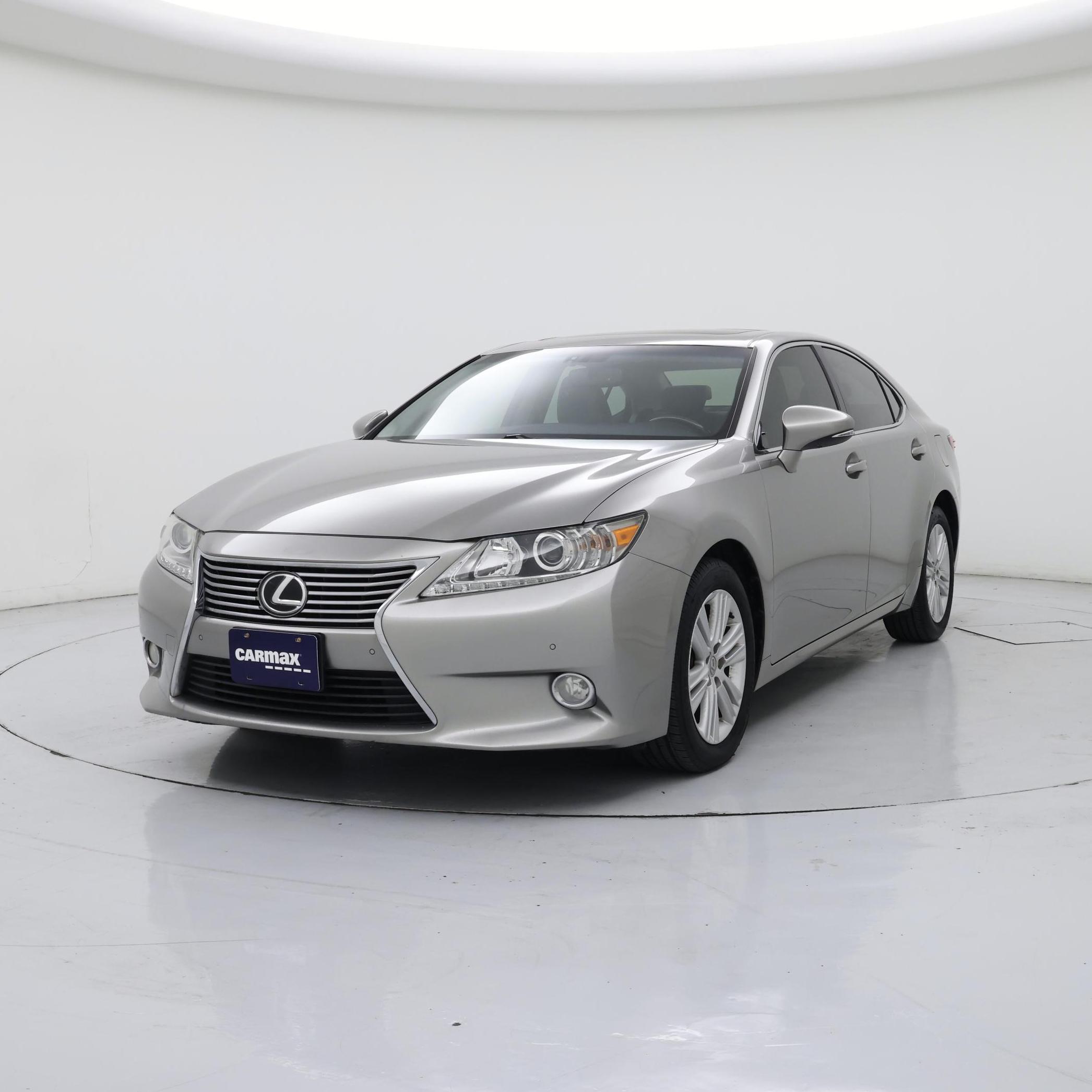 Thumbnail: 2015 Lexus ES - 4