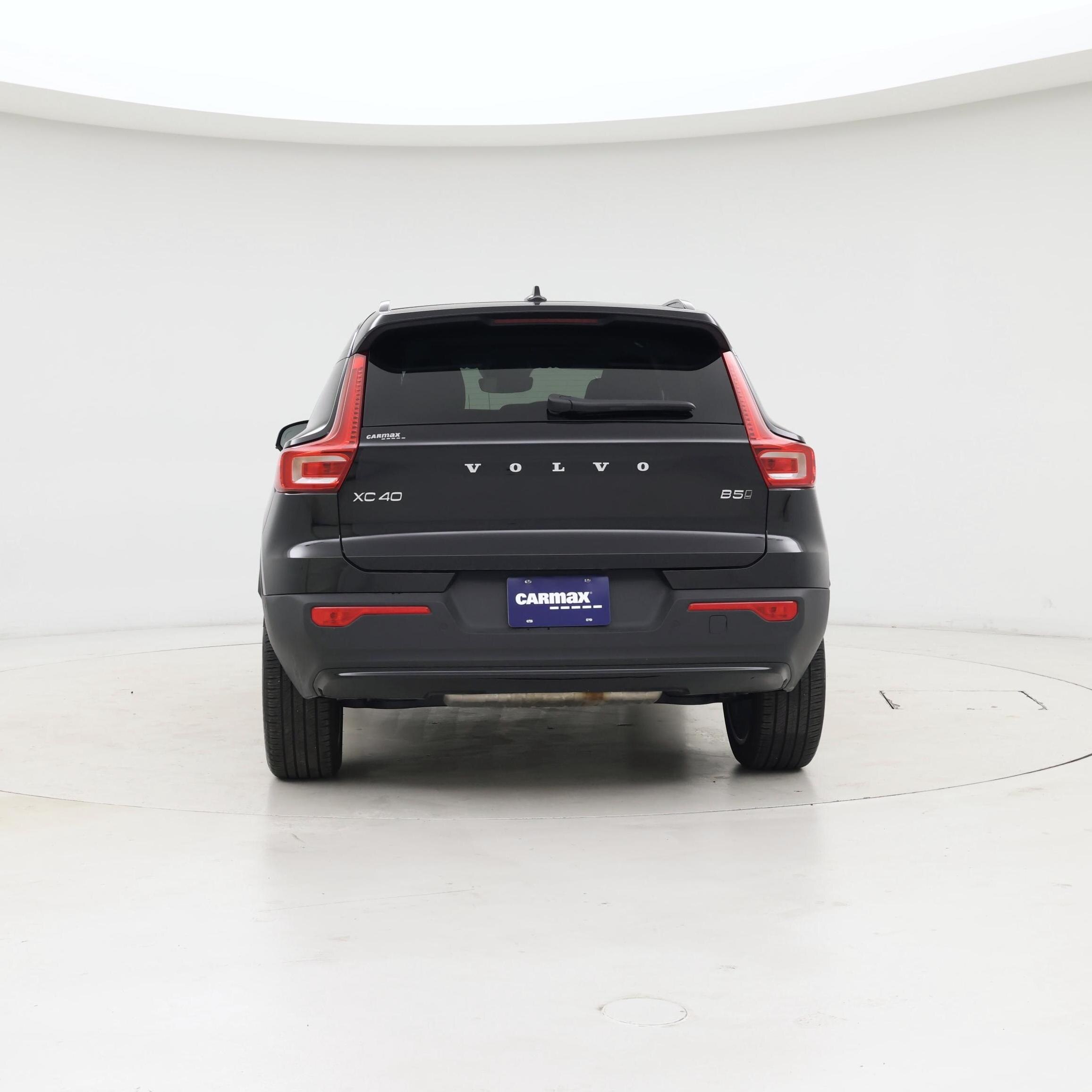 Thumbnail: 2025 Volvo XC40 - 6