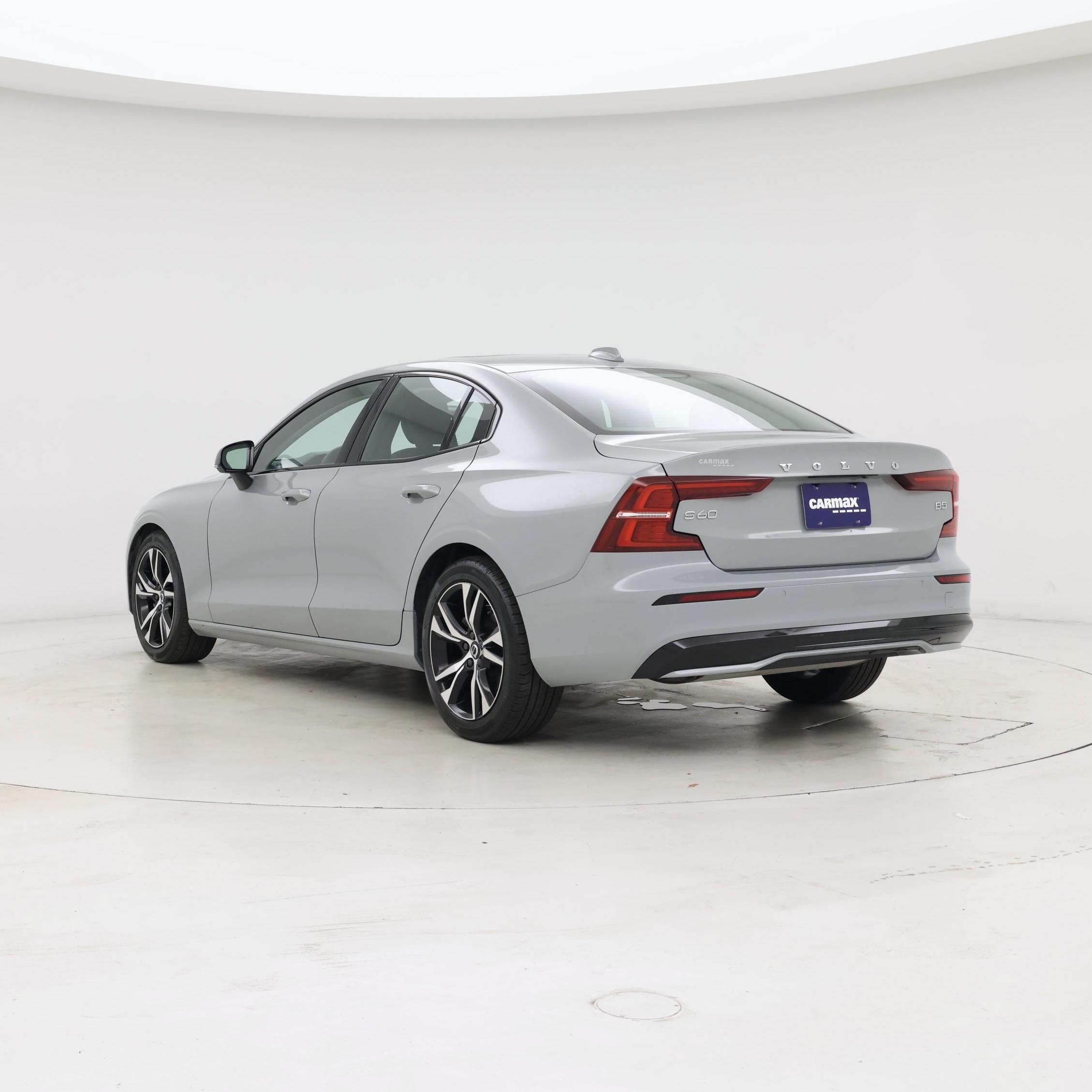 Thumbnail: 2025 Volvo S60 - 2