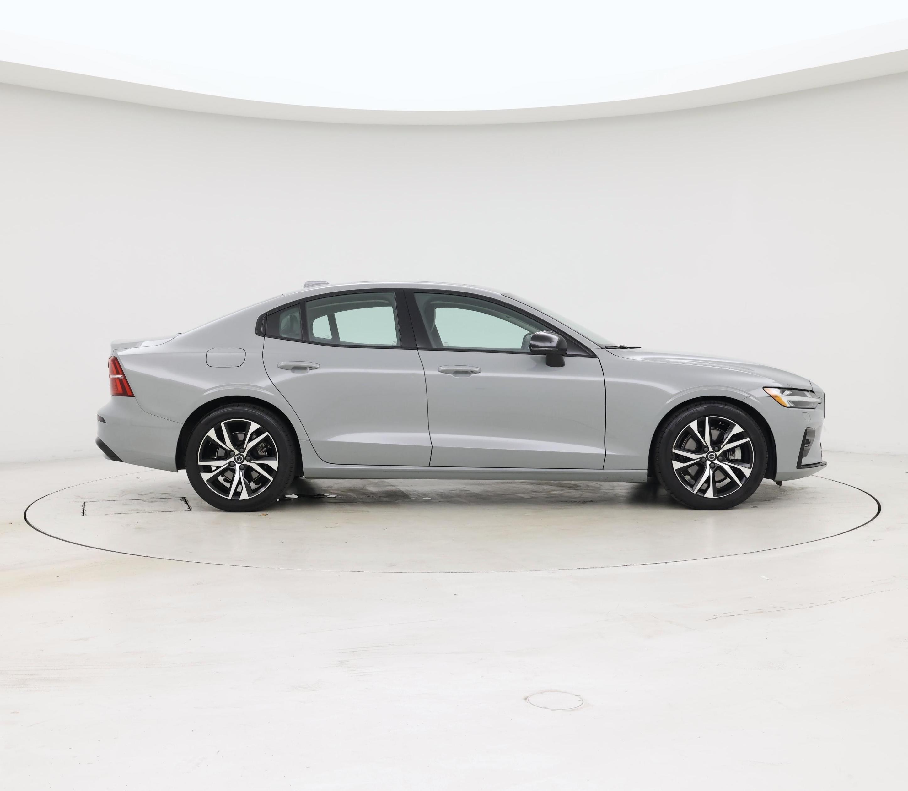 Thumbnail: 2025 Volvo S60 - 7