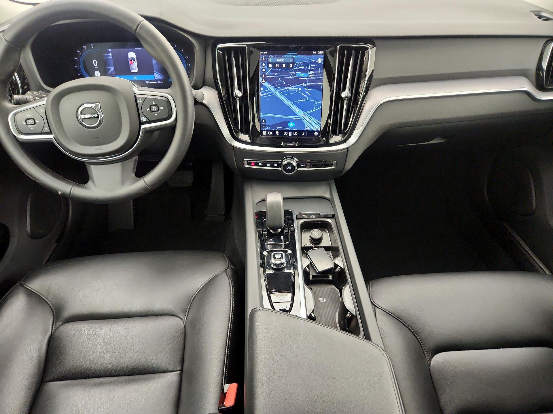 Thumbnail: 2025 Volvo S60 - 9