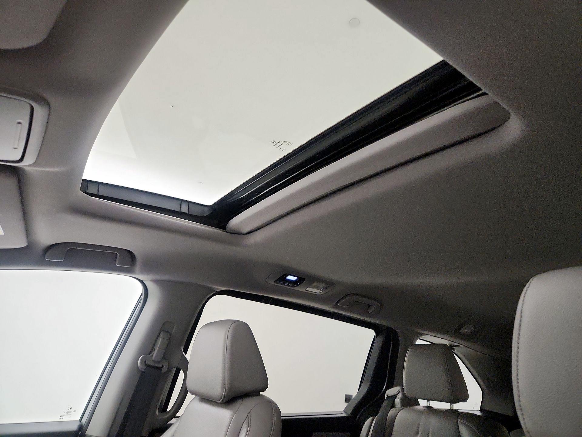 Thumbnail: 2020 Honda Odyssey - 19
