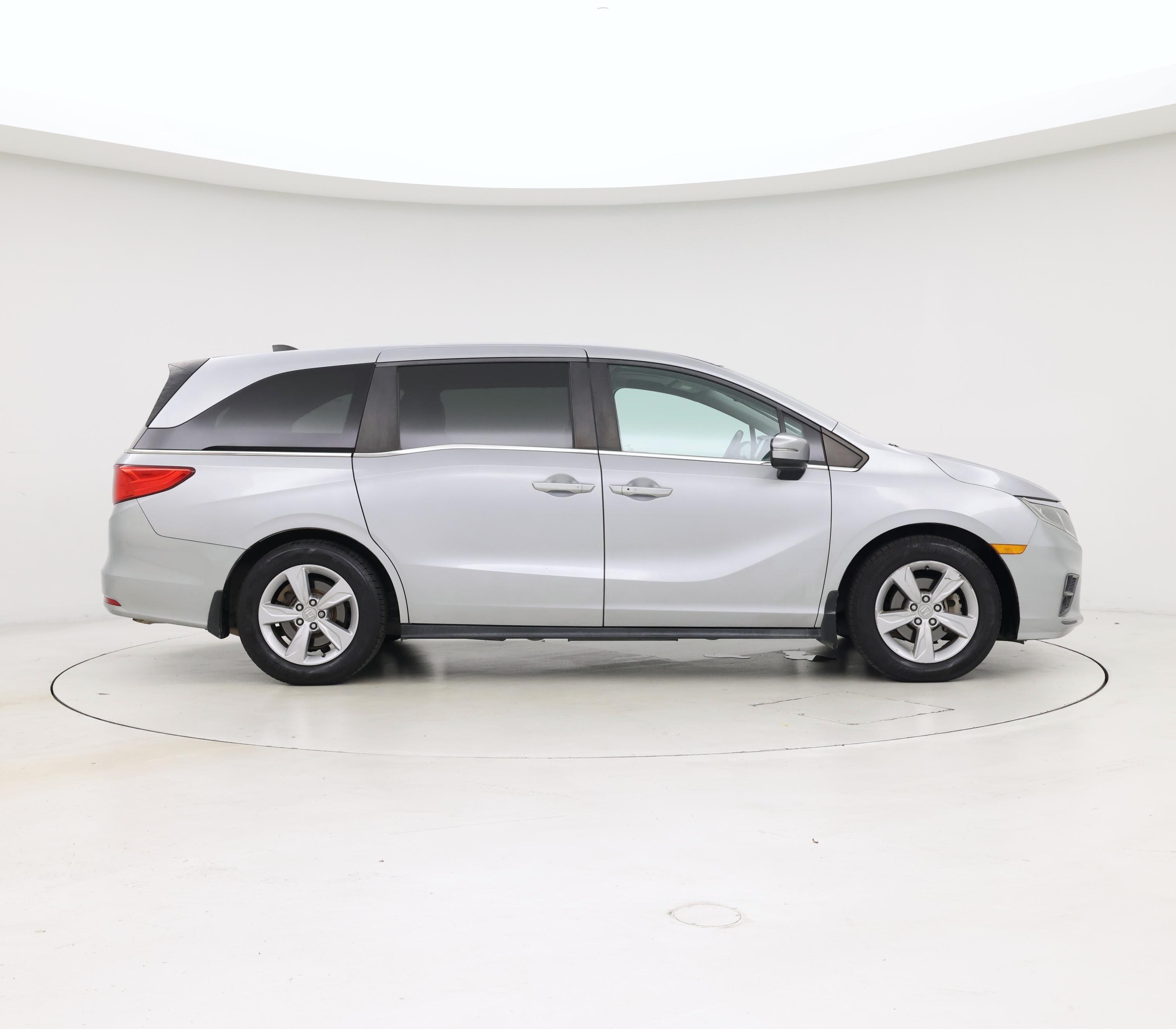 Thumbnail: 2020 Honda Odyssey - 7
