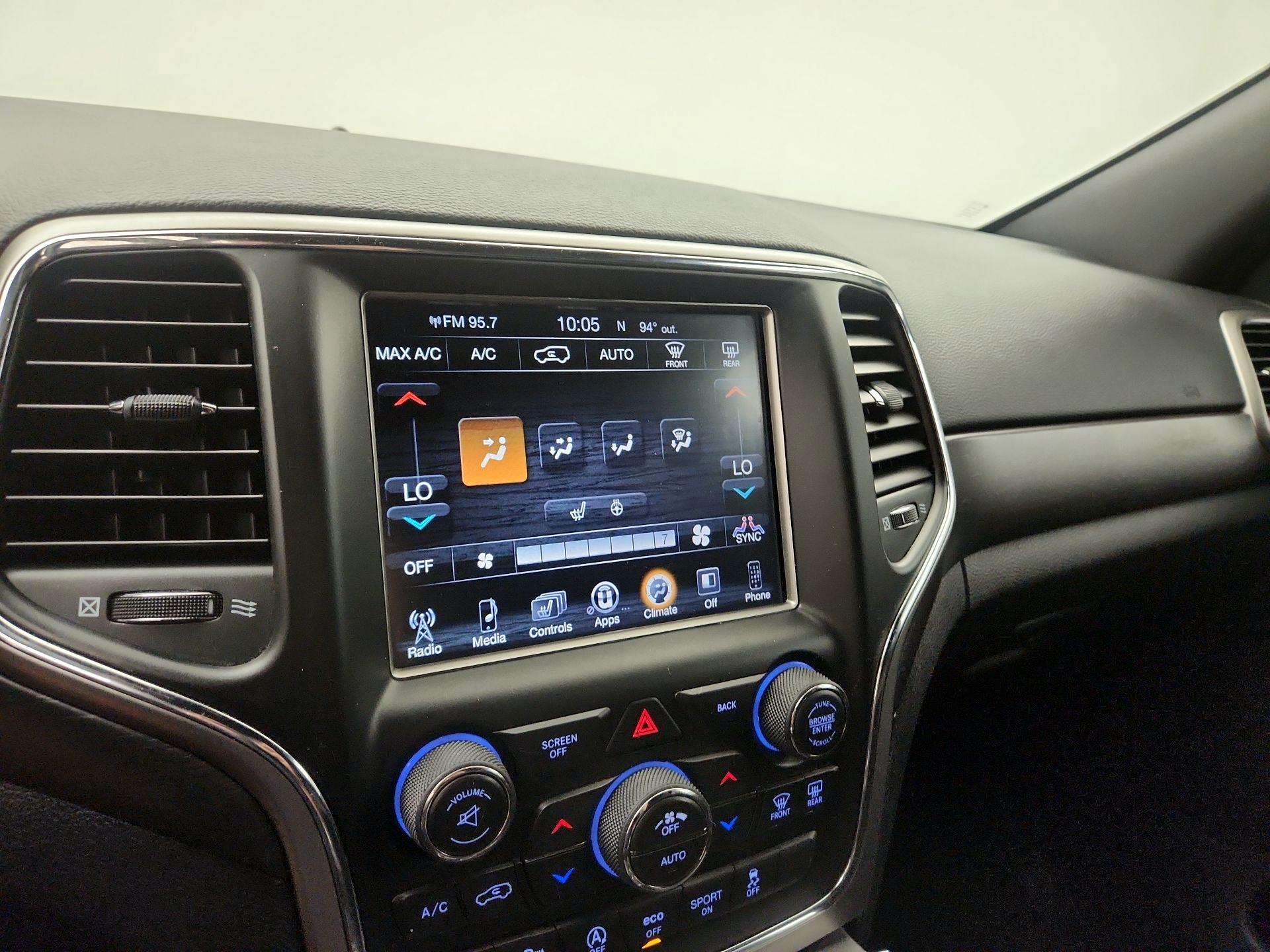 Thumbnail: 2017 Jeep Grand Cherokee - 15