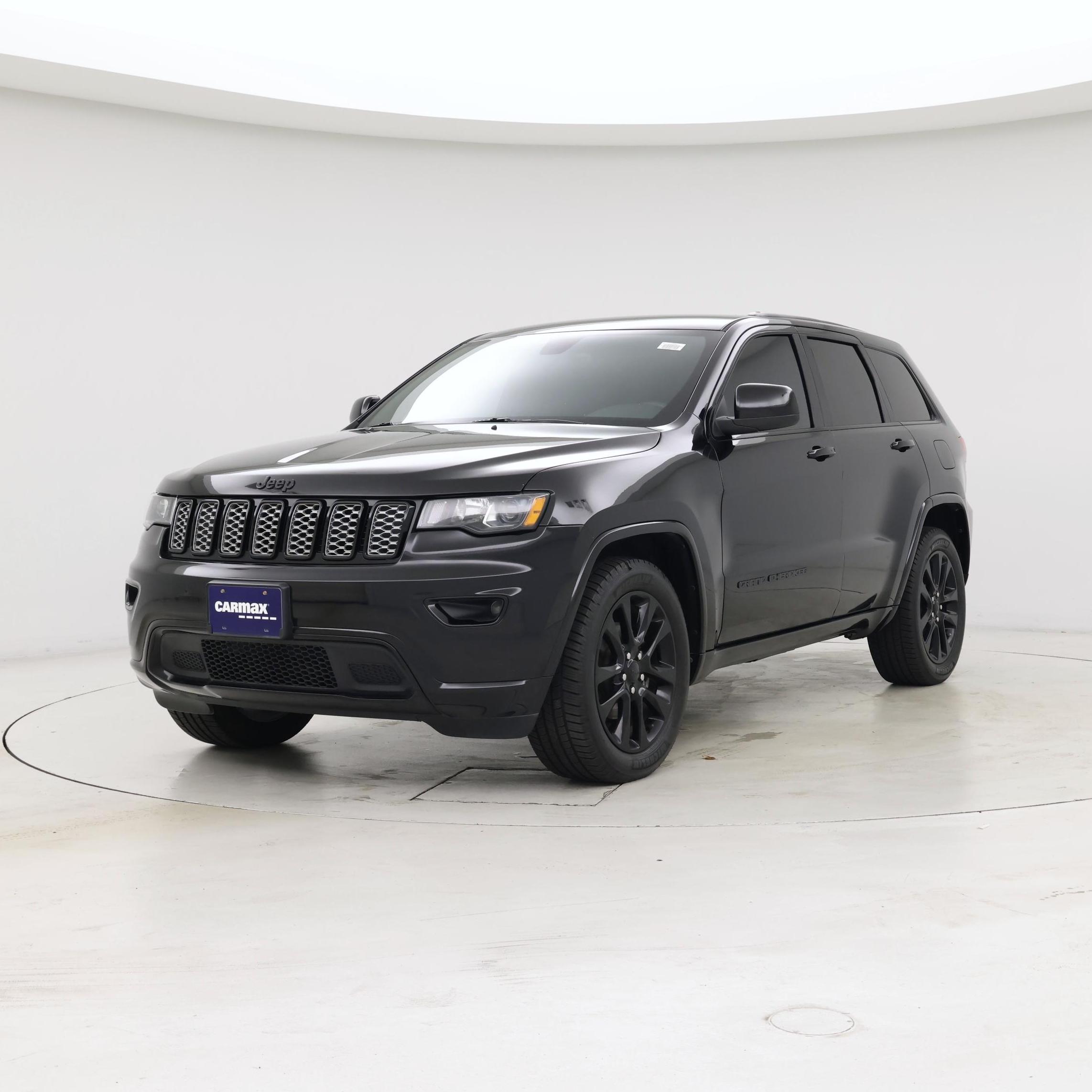 Thumbnail: 2017 Jeep Grand Cherokee - 4