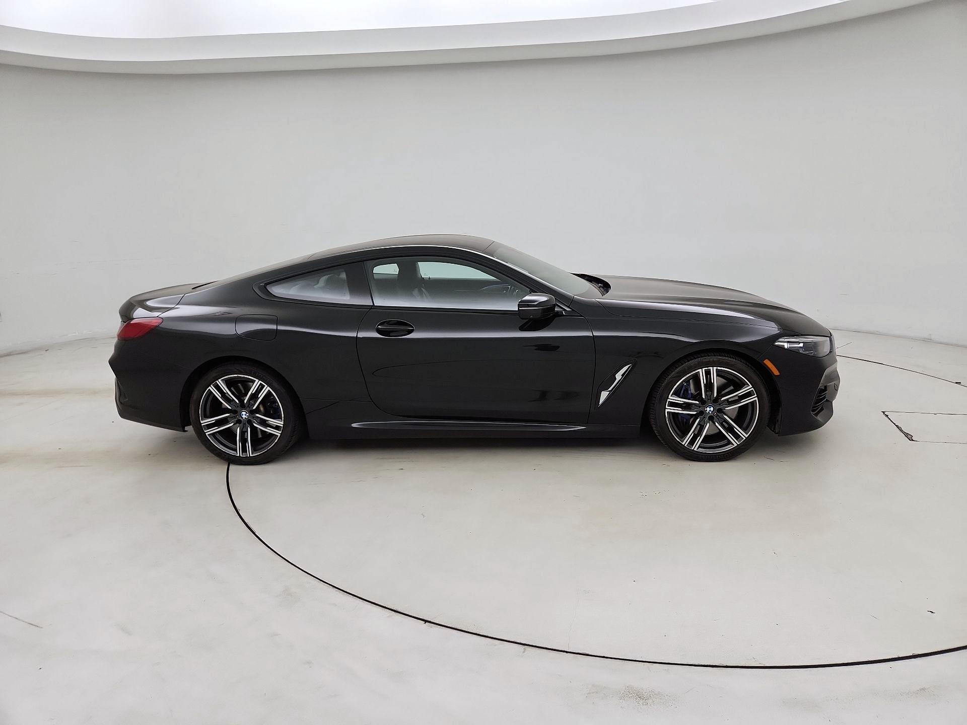 Thumbnail: 2023 BMW 8 Series - 4