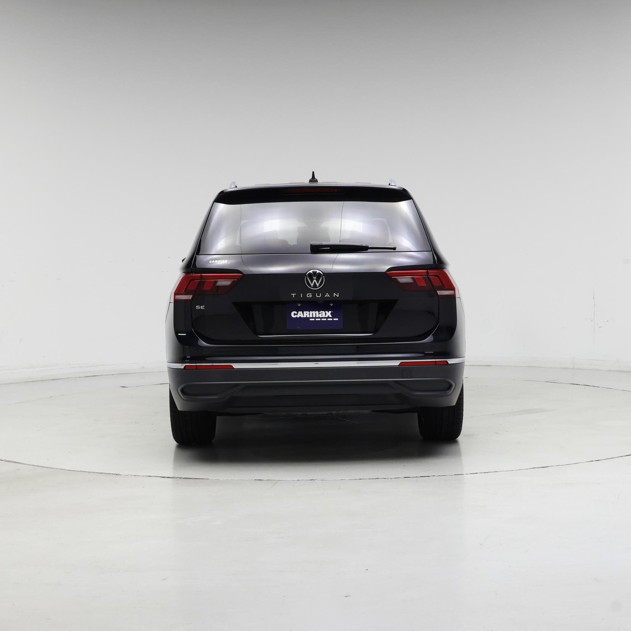Thumbnail: 2022 Volkswagen Tiguan - 6