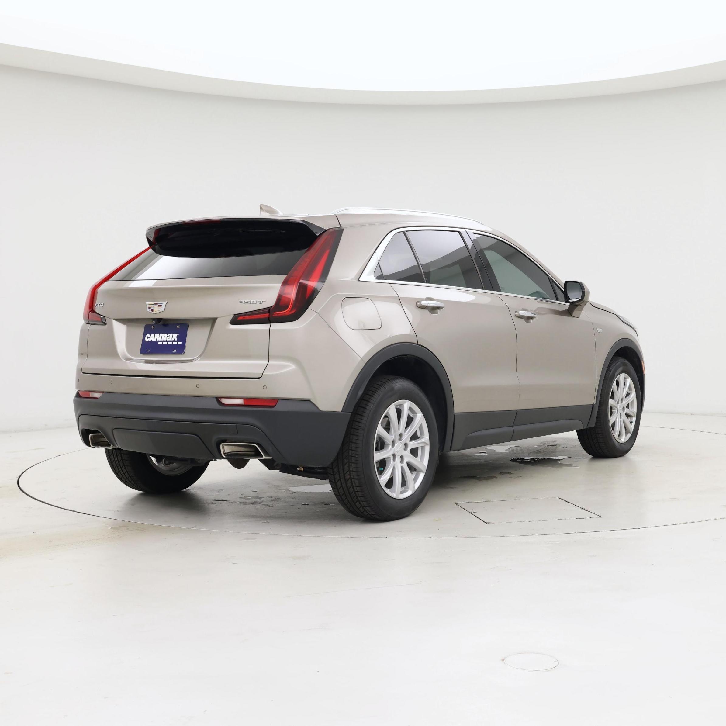 Thumbnail: 2022 Cadillac XT4 - 8
