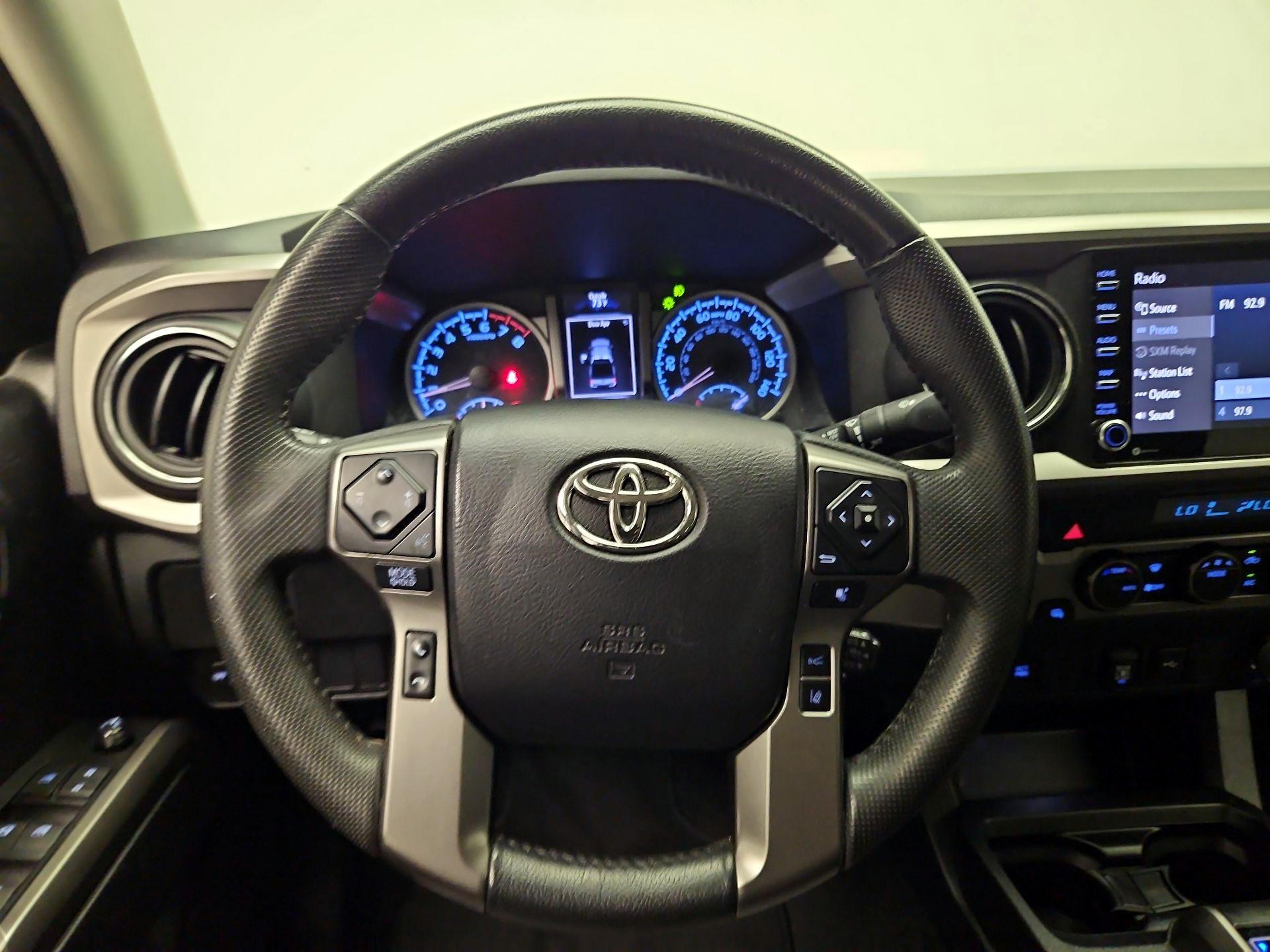 Thumbnail: 2021 Toyota Tacoma - 10
