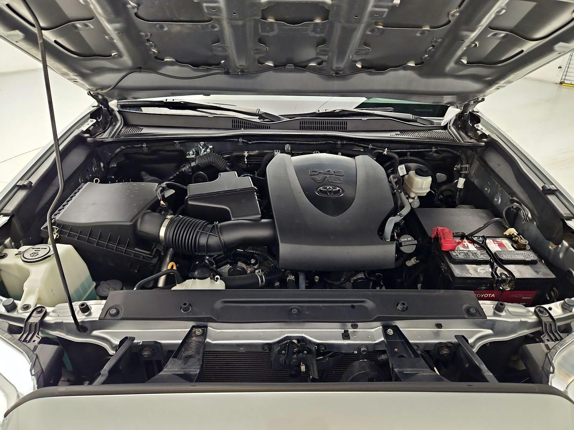 Thumbnail: 2021 Toyota Tacoma - 19