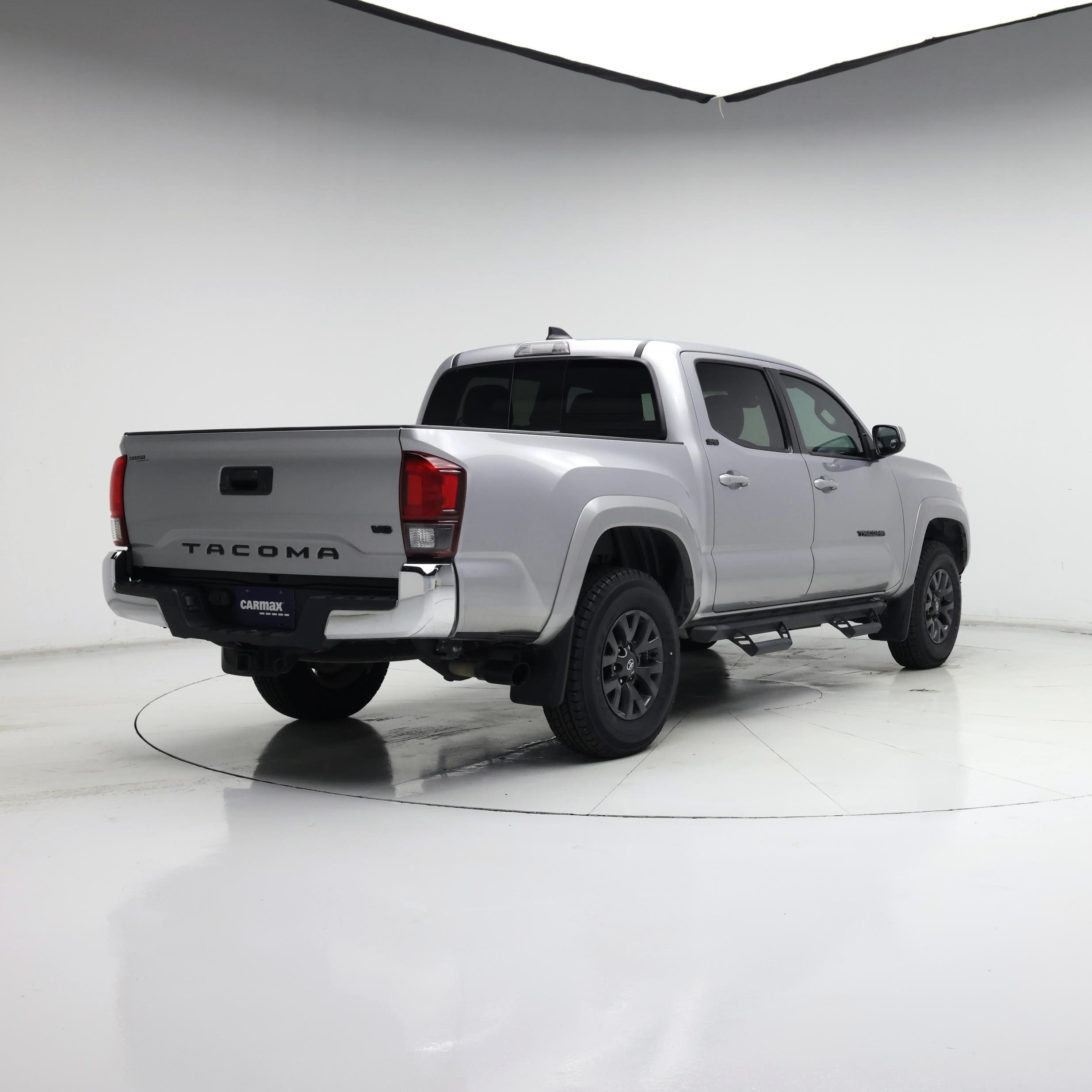 Thumbnail: 2021 Toyota Tacoma - 8