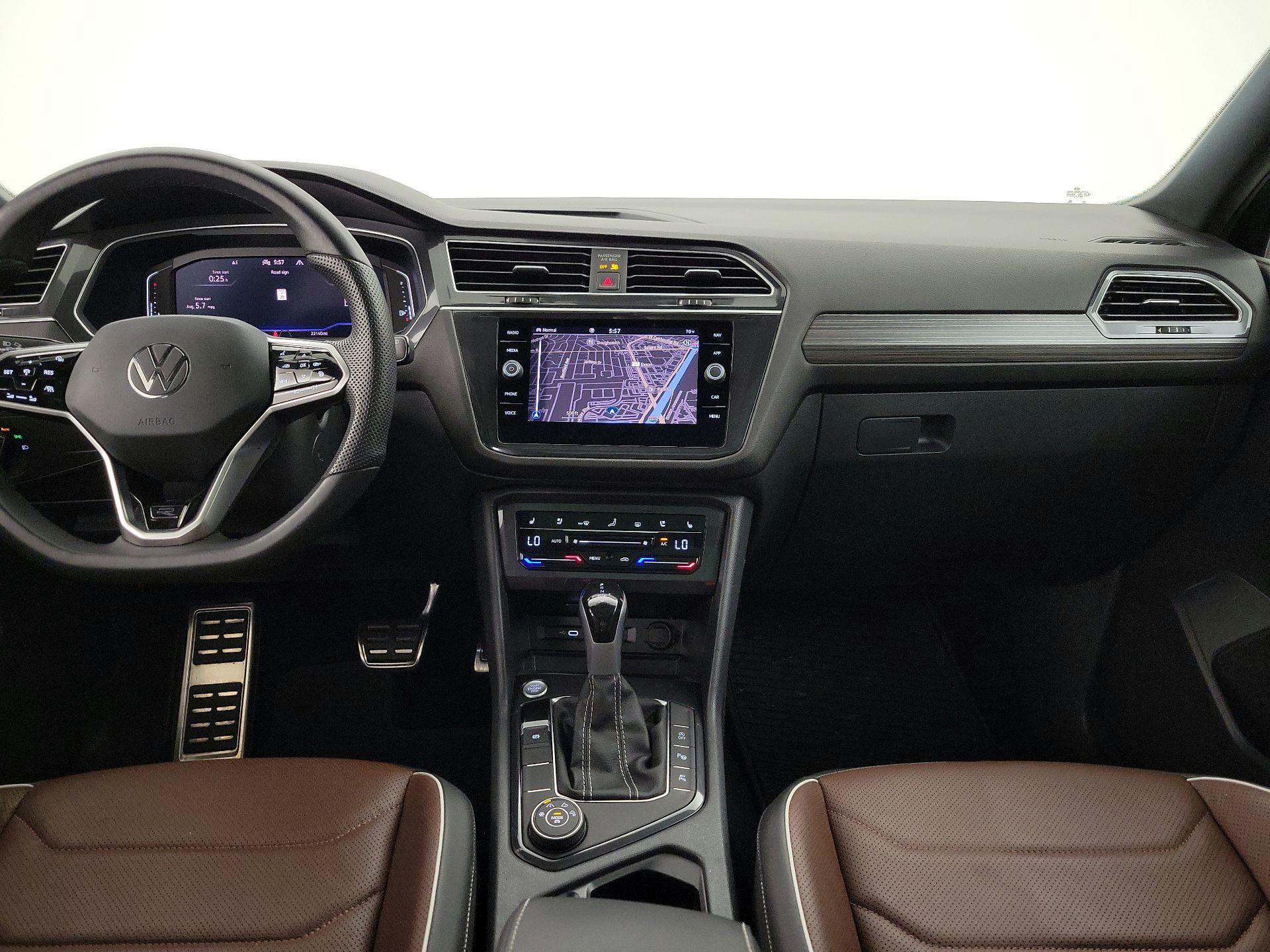 Thumbnail: 2024 Volkswagen Tiguan - 9