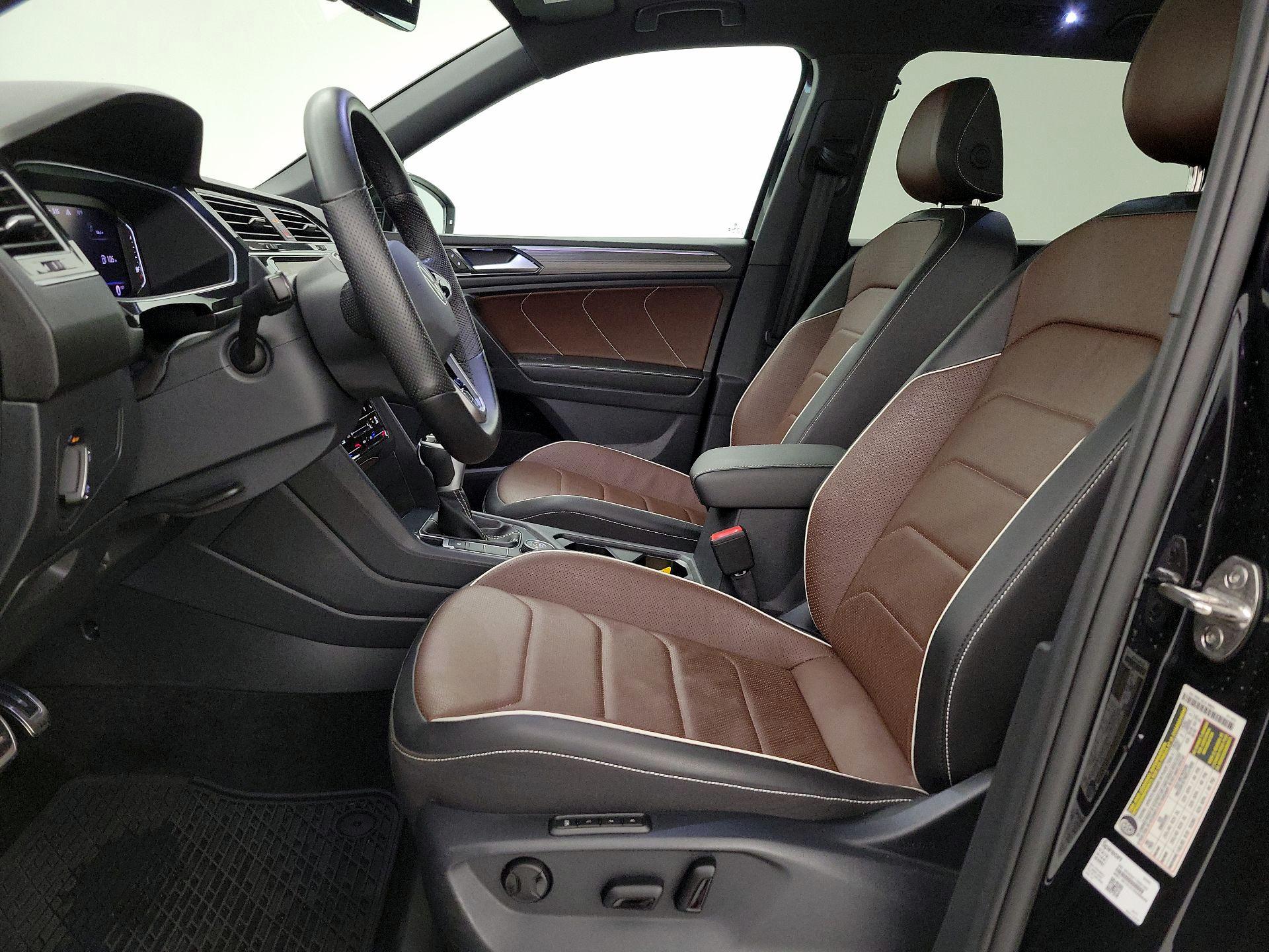 Thumbnail: 2024 Volkswagen Tiguan - 11