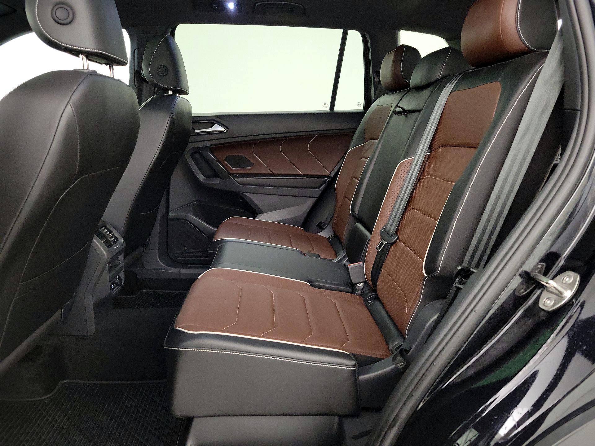 Thumbnail: 2024 Volkswagen Tiguan - 20