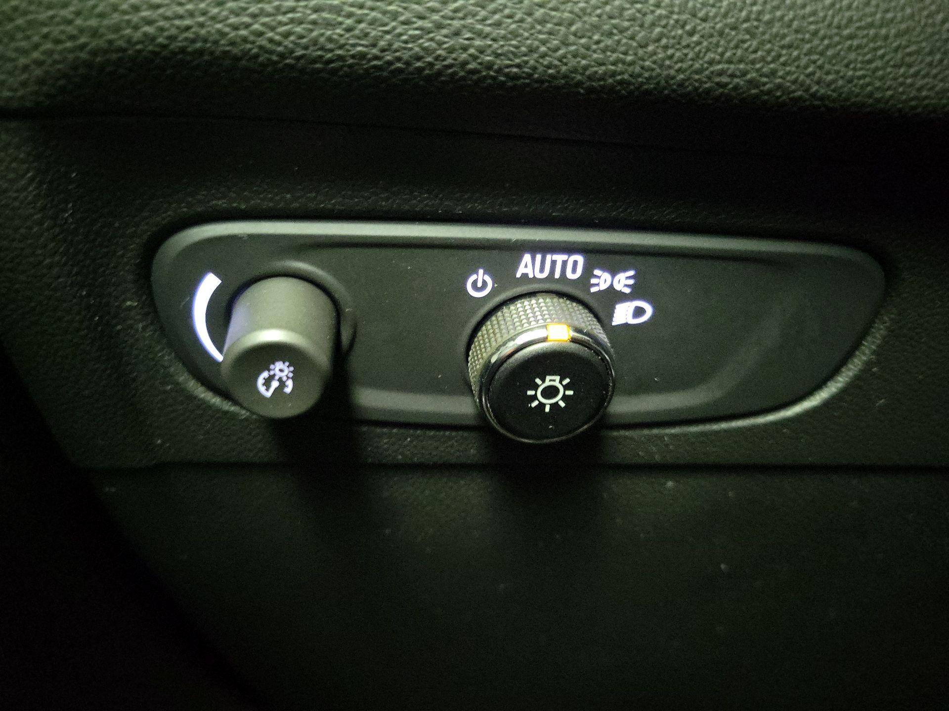 Thumbnail: 2023 Buick Envision - 13