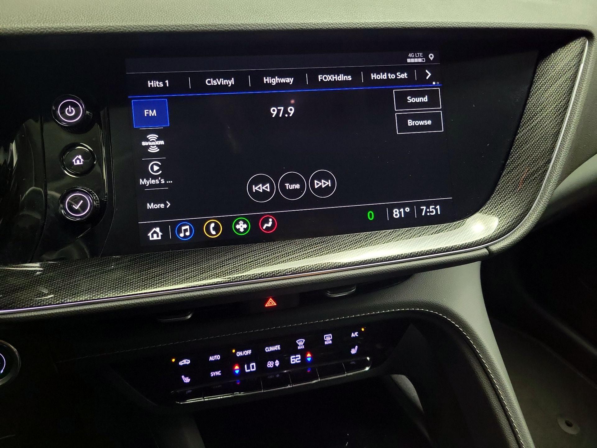 Thumbnail: 2023 Buick Envision - 16