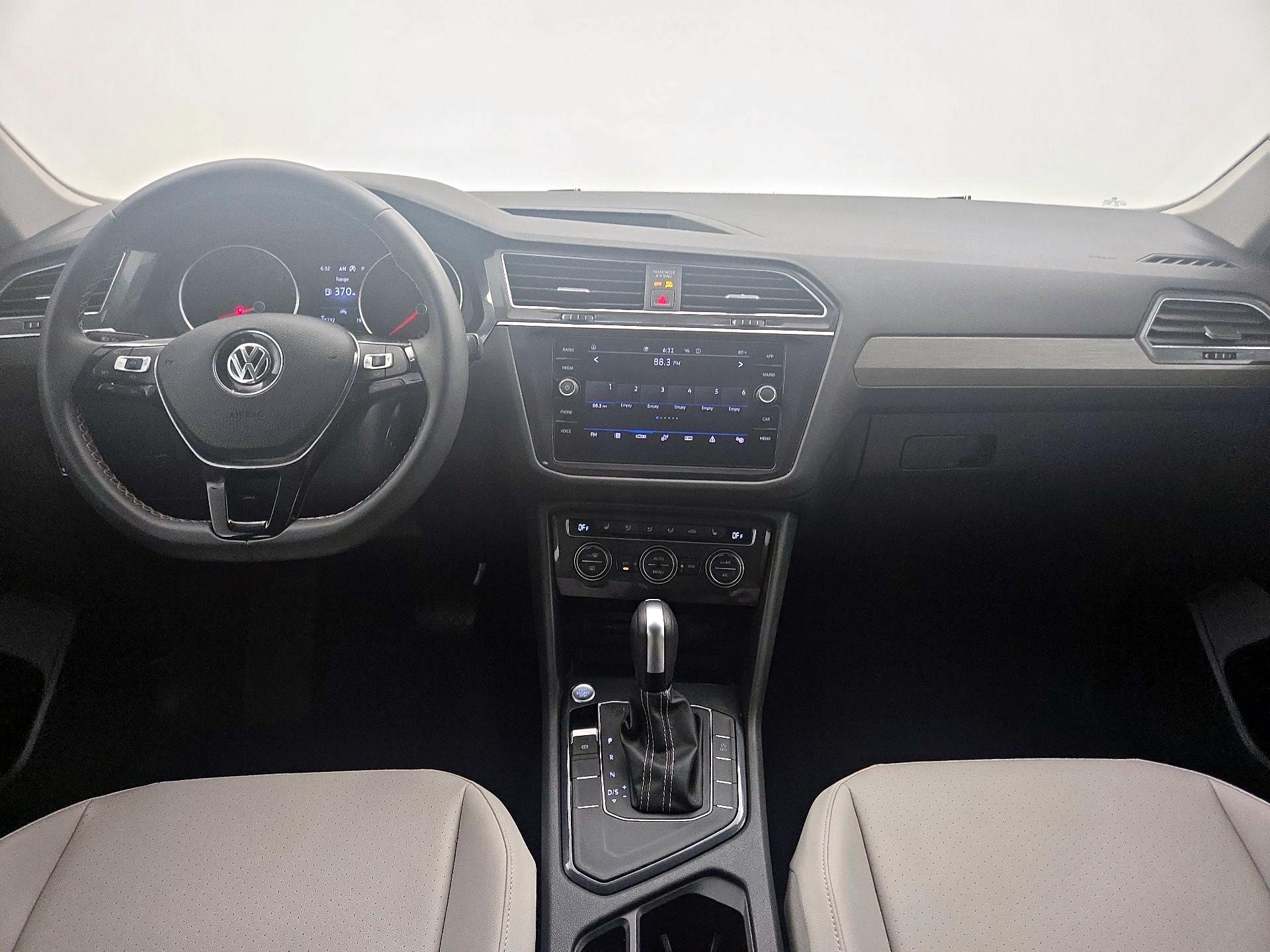 Thumbnail: 2021 Volkswagen Tiguan - 9