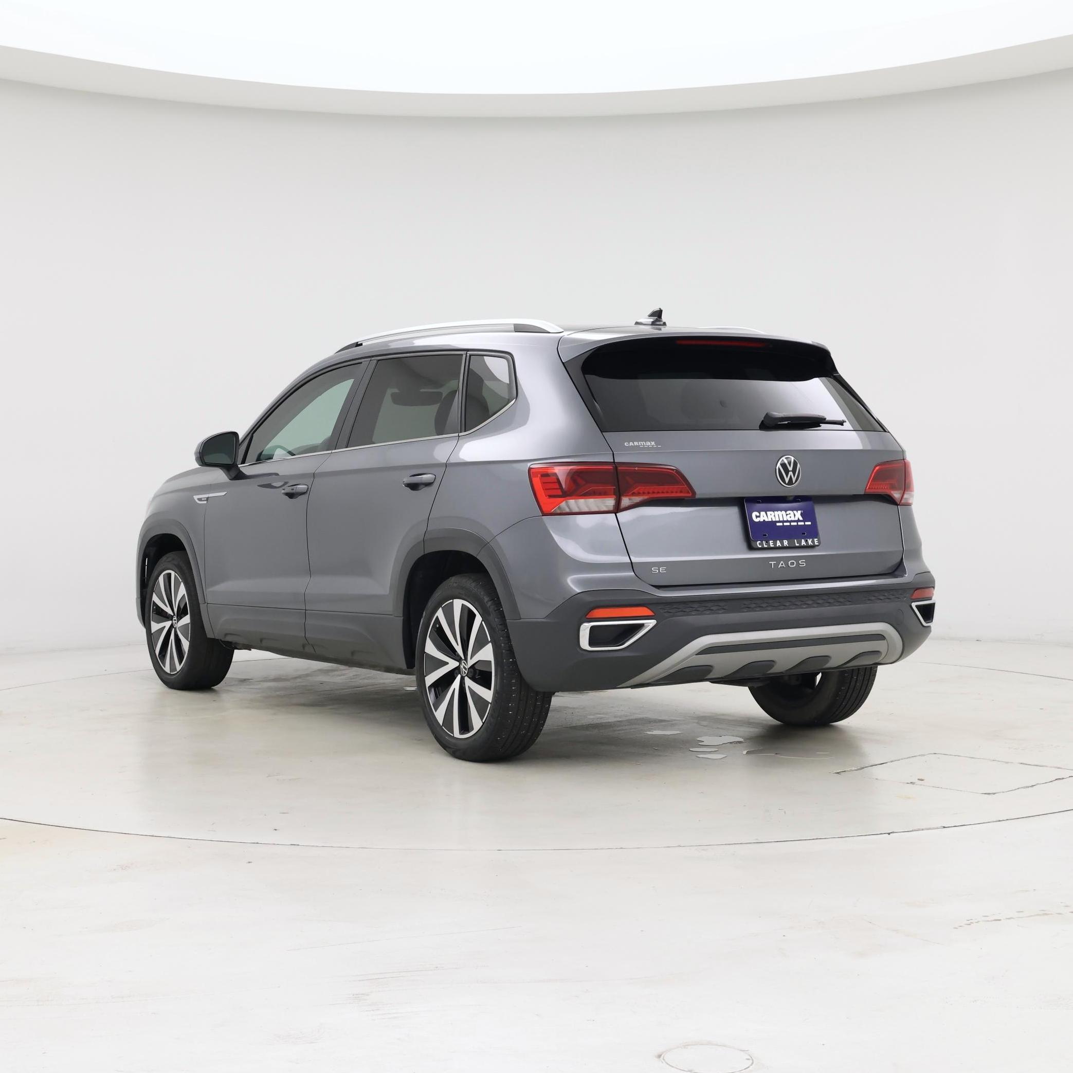 Thumbnail: 2022 Volkswagen Taos - 2