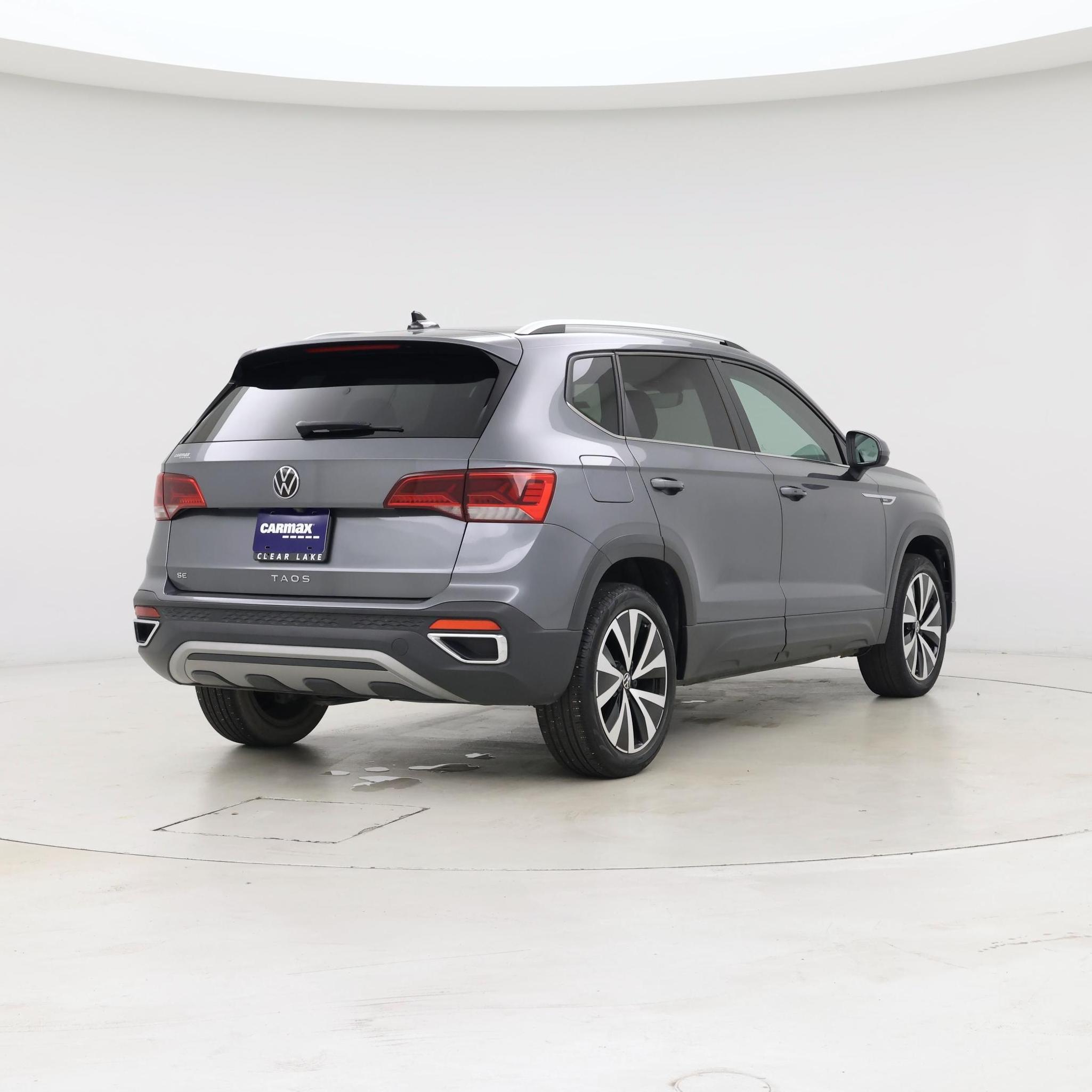 Thumbnail: 2022 Volkswagen Taos - 8
